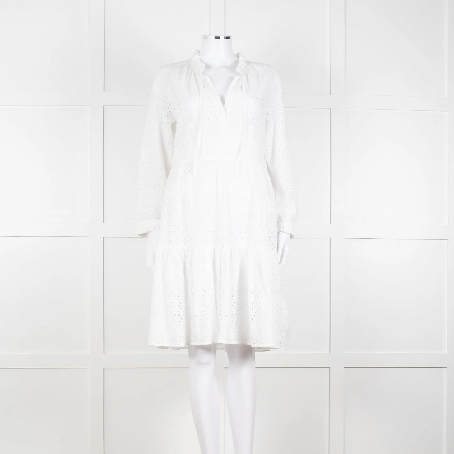 0039 Italy White Broderie Anglaise Short Dress