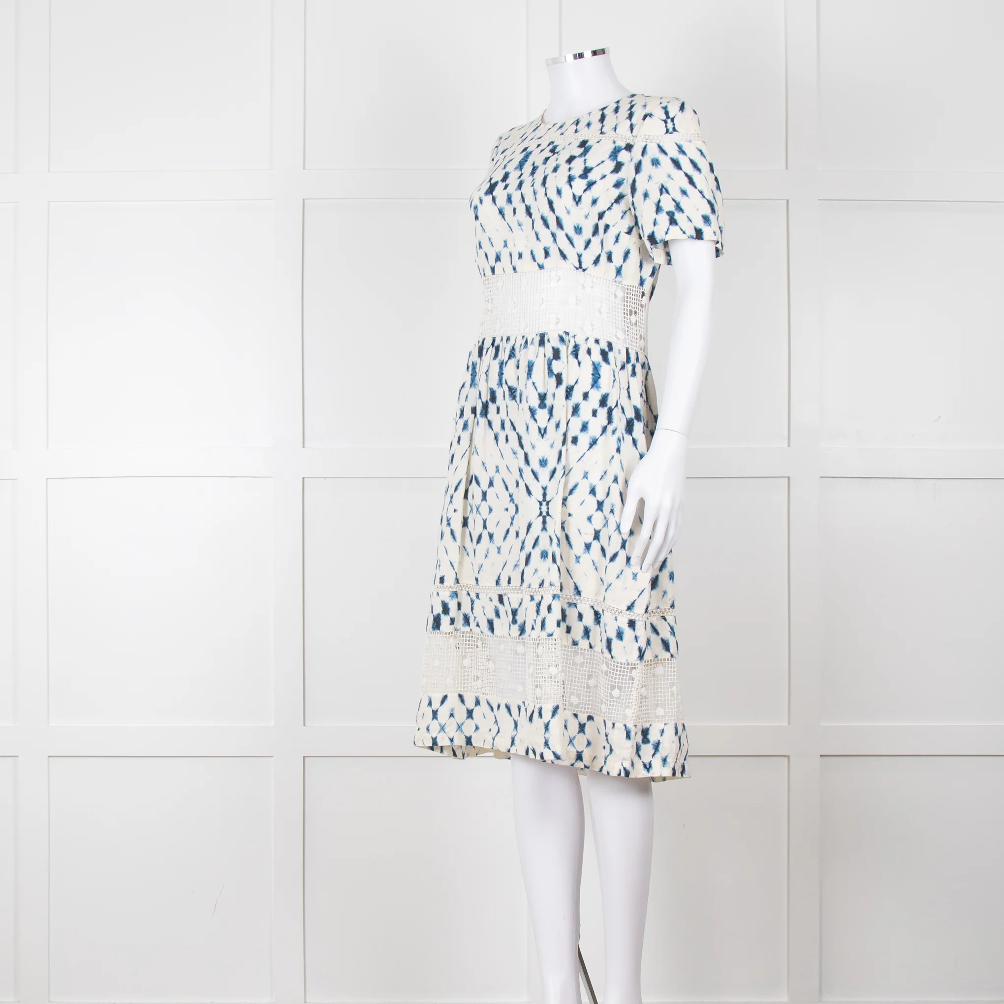 120% Lino Cream Blue Tie Dye Lace Trim Dress - Image 2