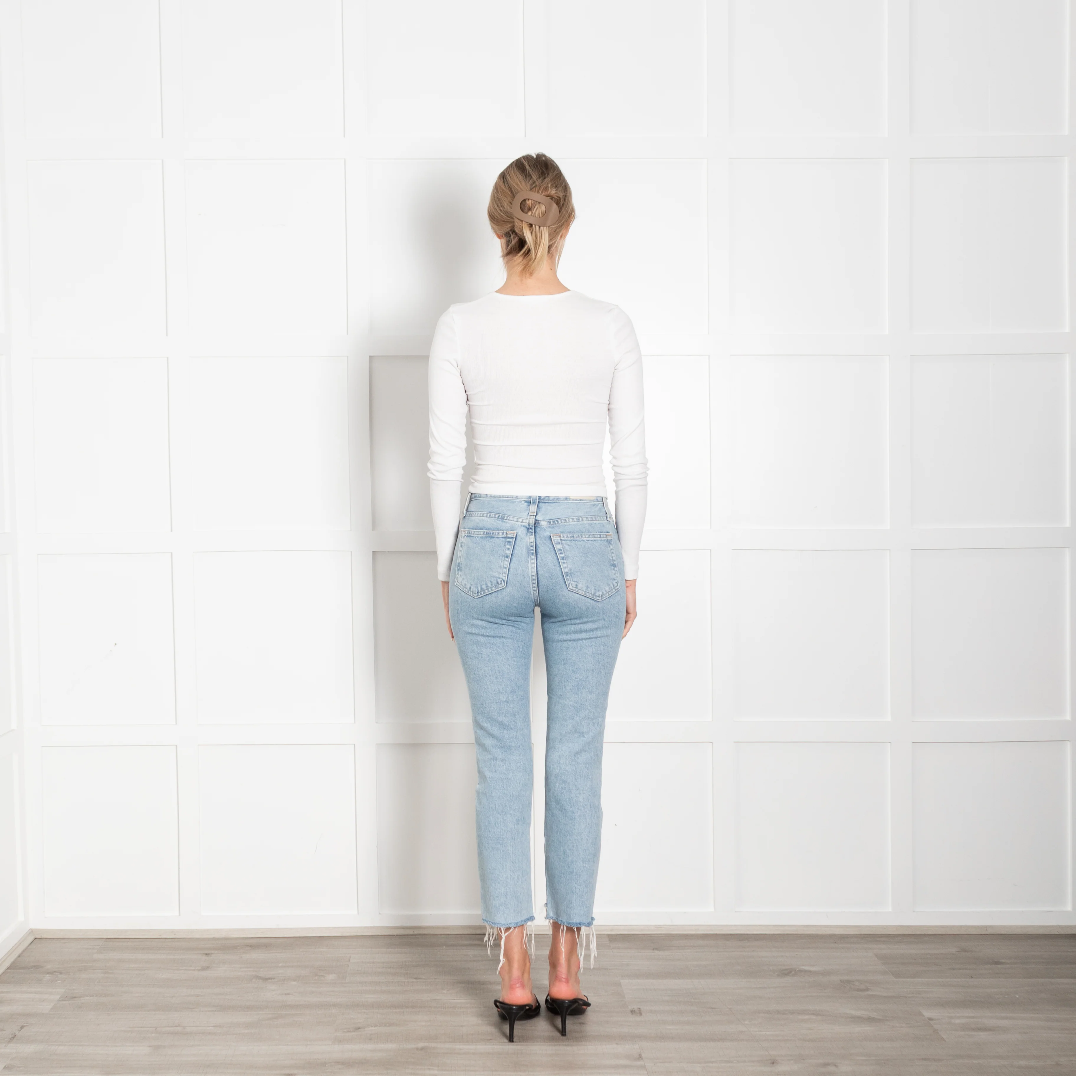 AG Jeans The Isabelle Pale Wash Jeans - Image 5