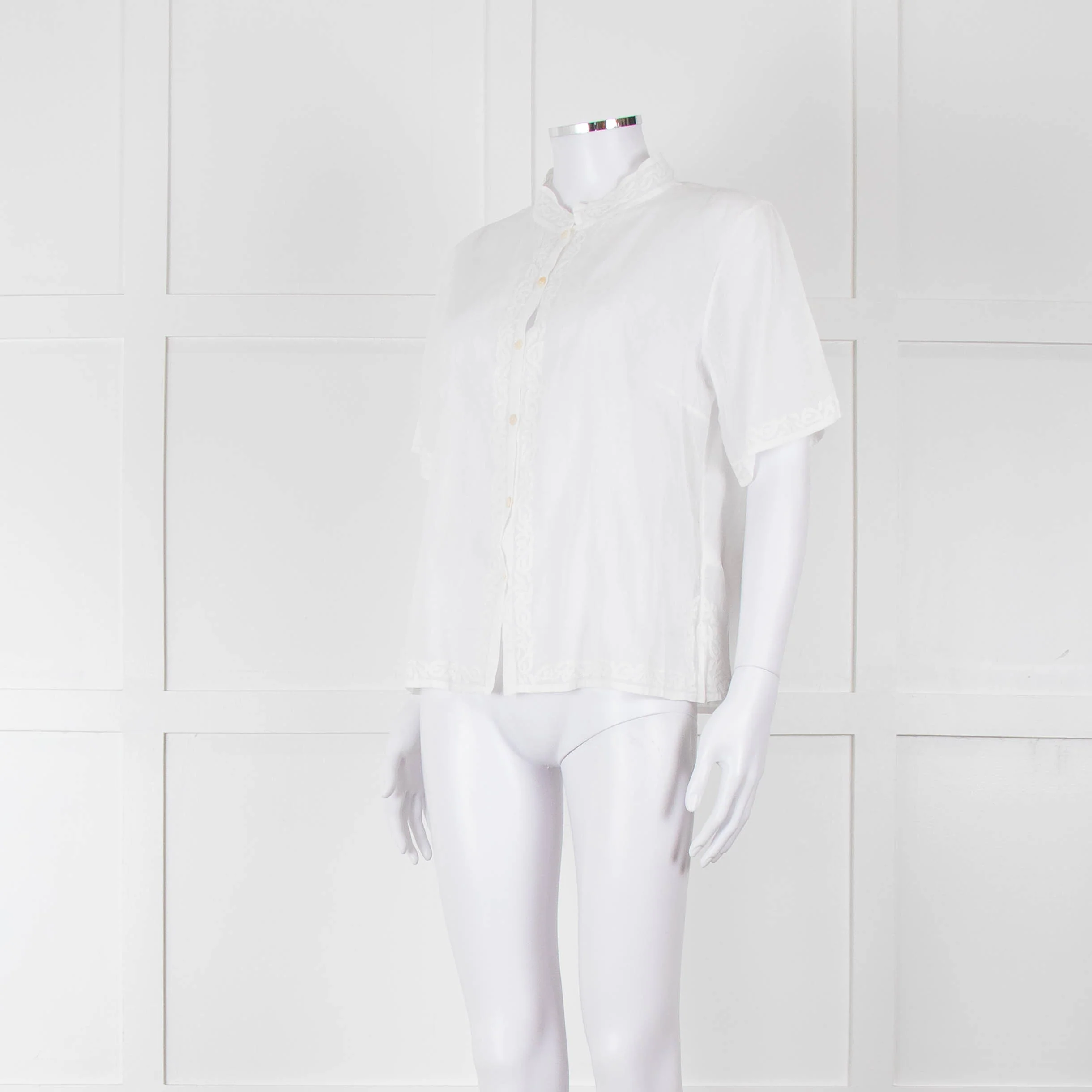 Agnes B White Fine Cotton Embroidered Trim Short Sleeve Shirt - Image 8