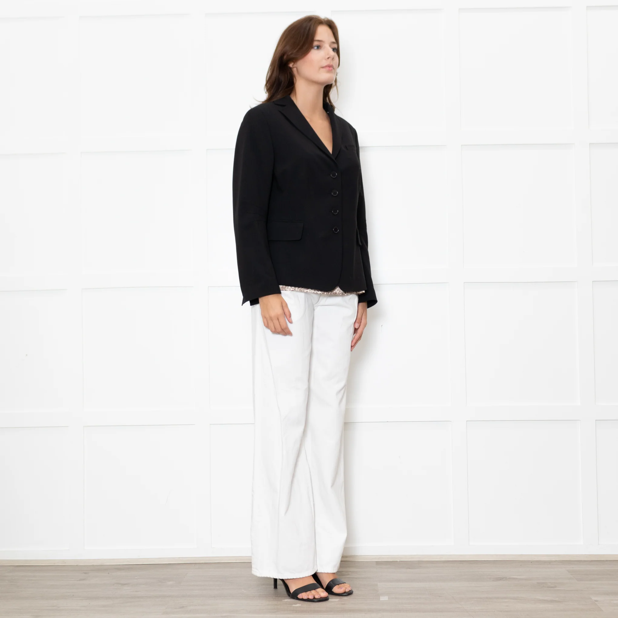 Akris Punto Black Jacket - Image 7