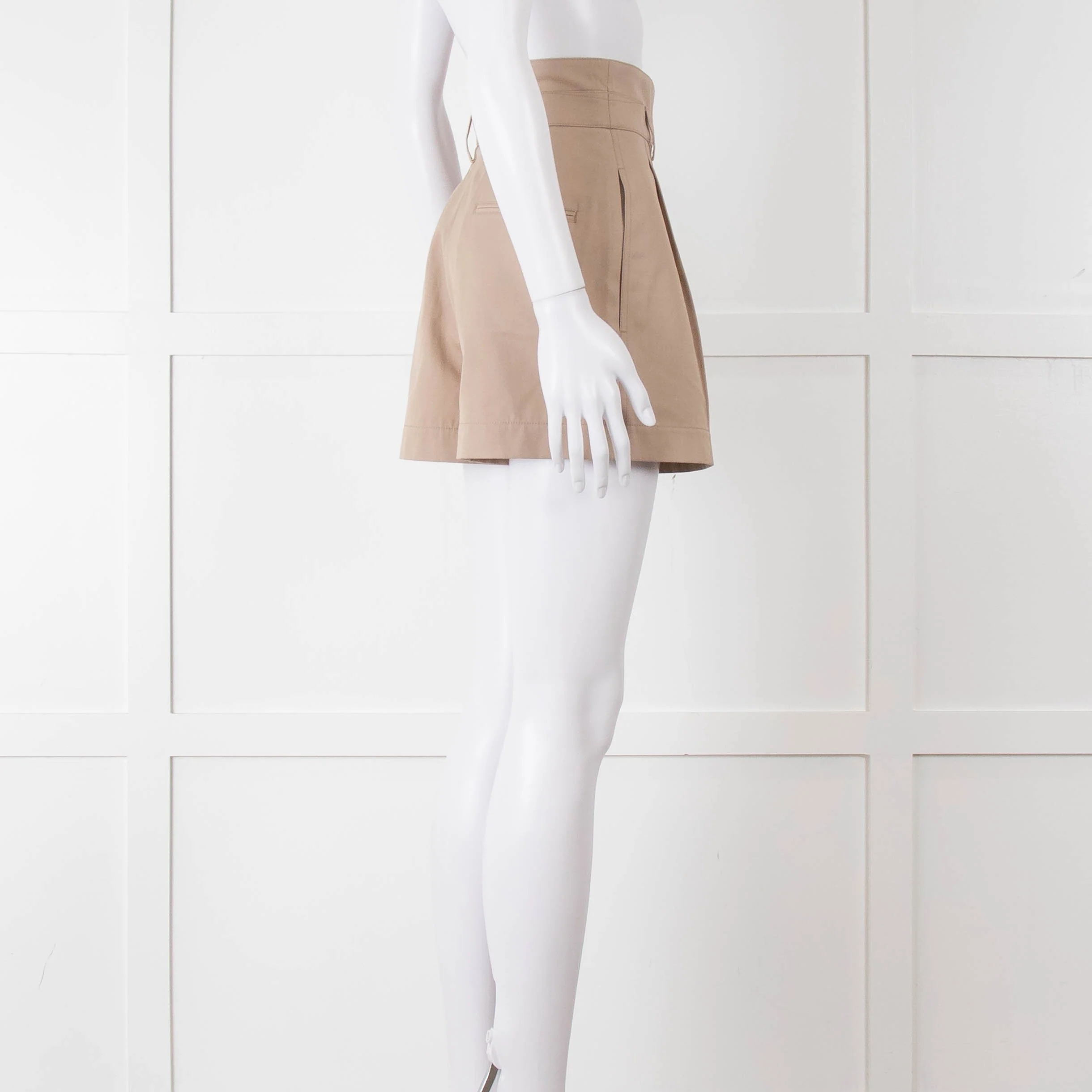 Alaia Beige High Waisted Shorts - Image 3