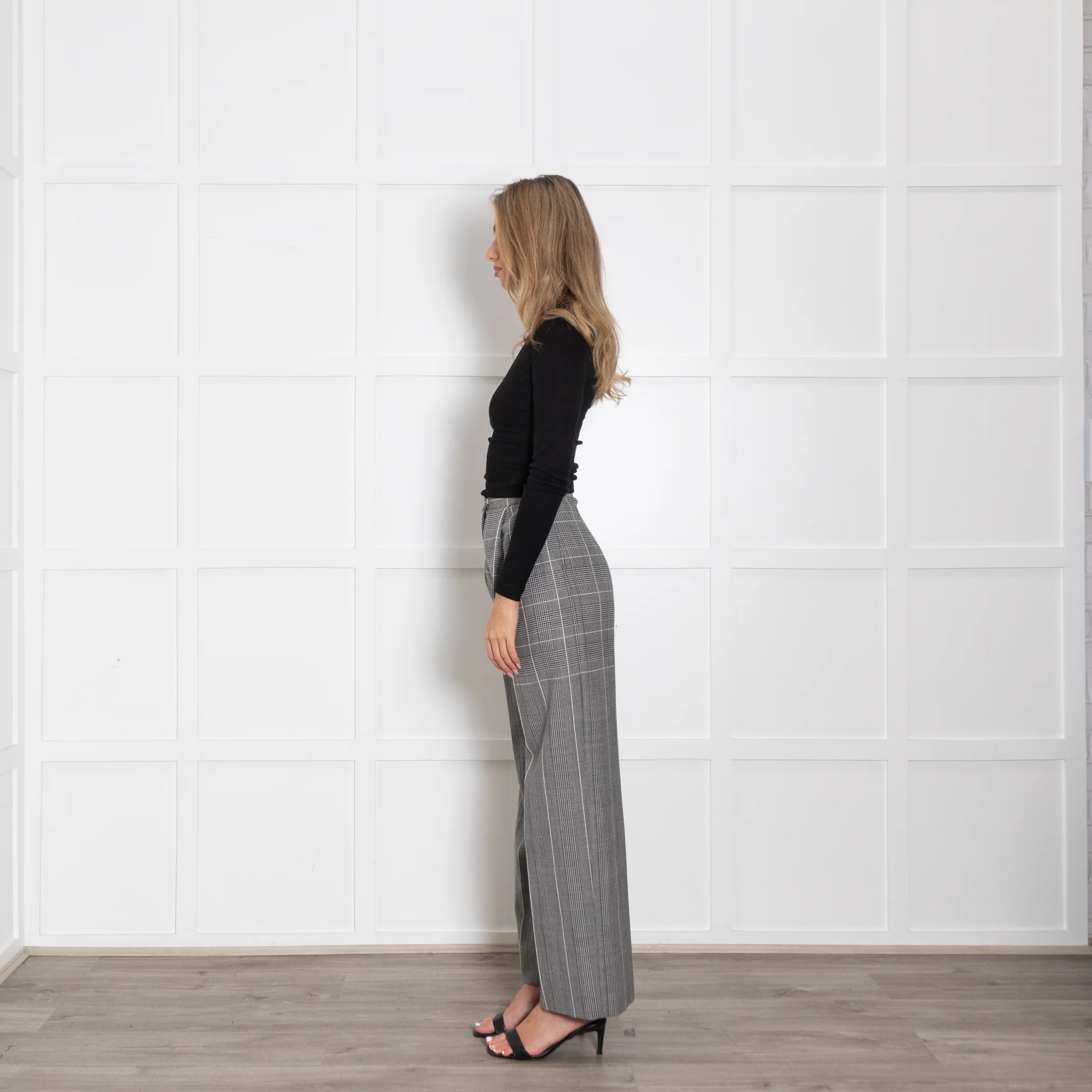 Alberta Ferretti Prince of Wales Grey Check Wide Leg Trousers - Image 4