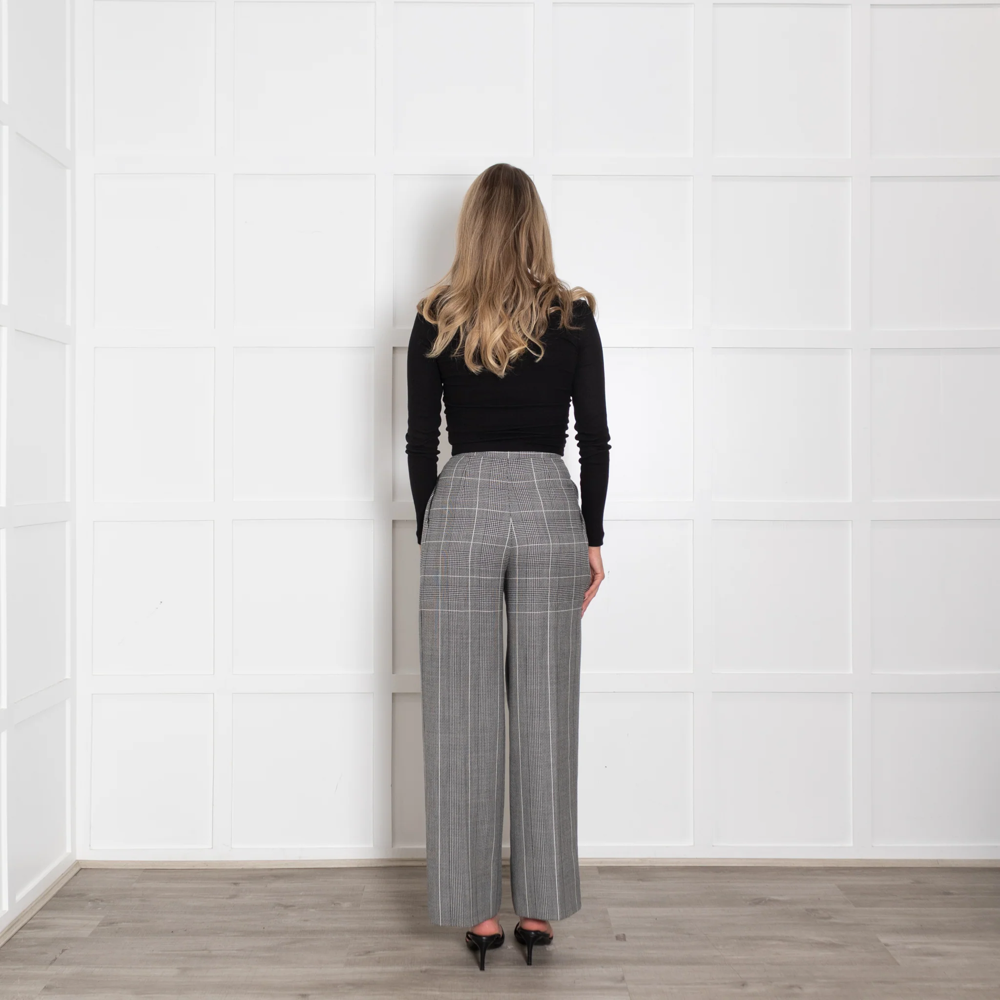 Alberta Ferretti Prince of Wales Grey Check Wide Leg Trousers - Image 5