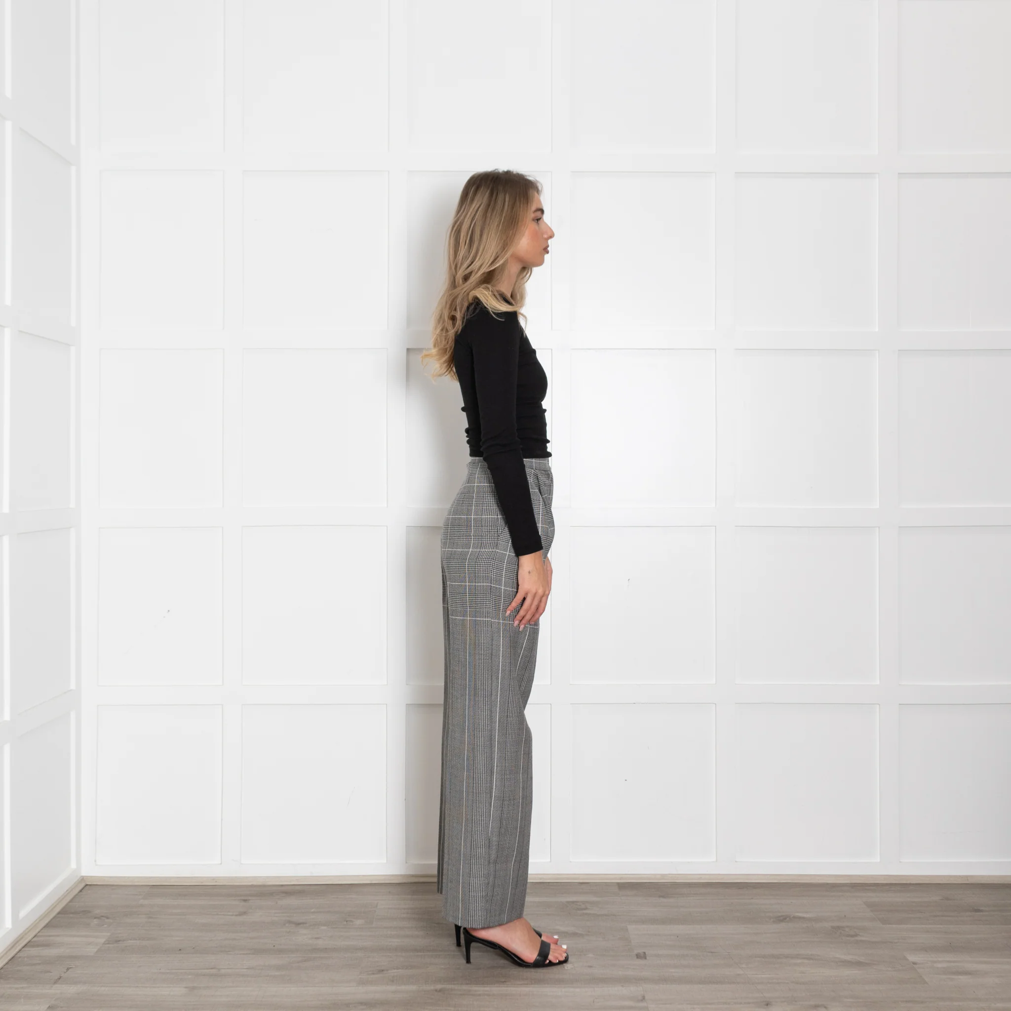 Alberta Ferretti Prince of Wales Grey Check Wide Leg Trousers - Image 6