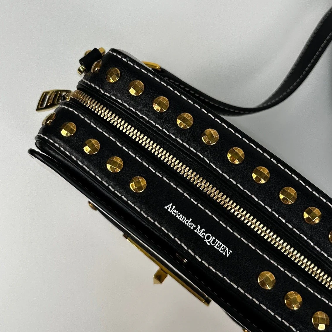 Alexander McQueen Black and White Myth Lock Camera Bag - Image 4