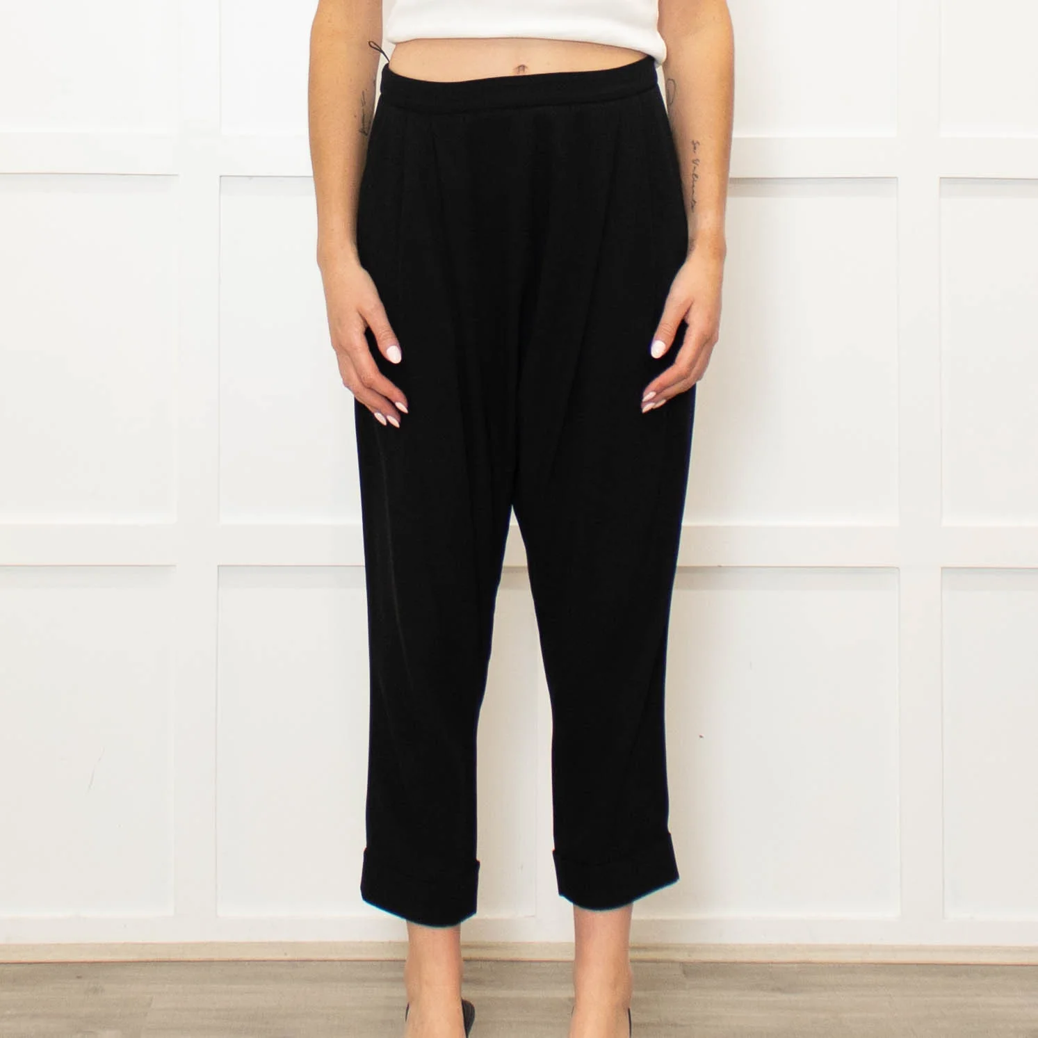 Alexander McQueen Black Culottes Trousers - Image 2