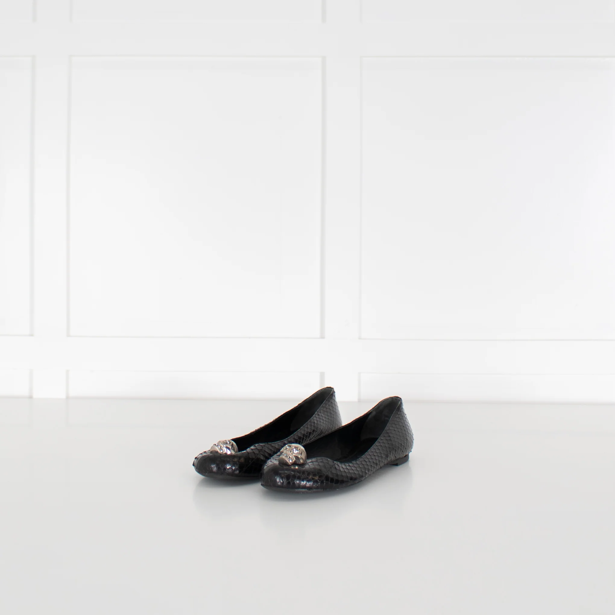 Alexander McQueen Black Snake Embossed Skull Flat Pumps