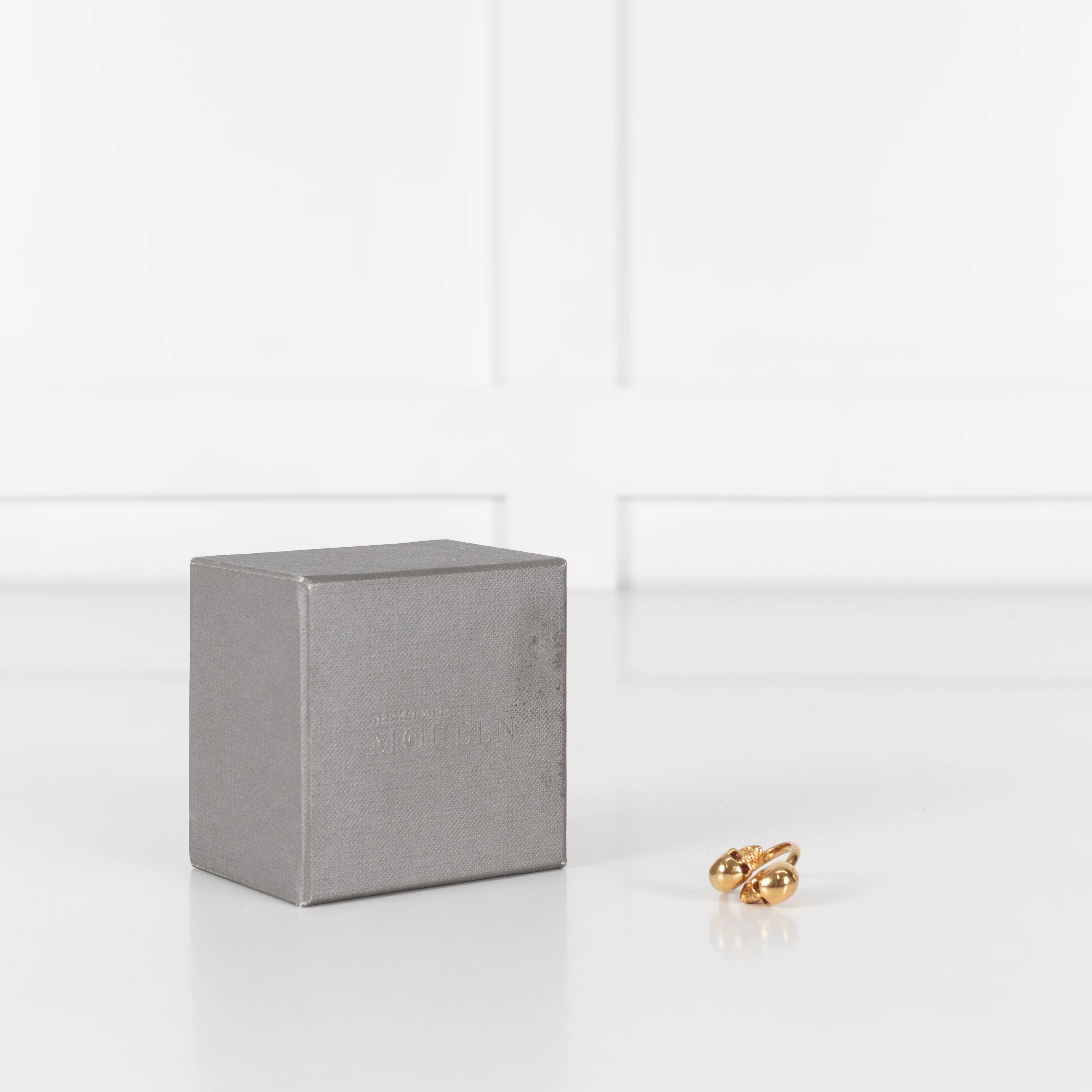 Alexander McQueen Gold Tone Dual Skull Ring - Image 2