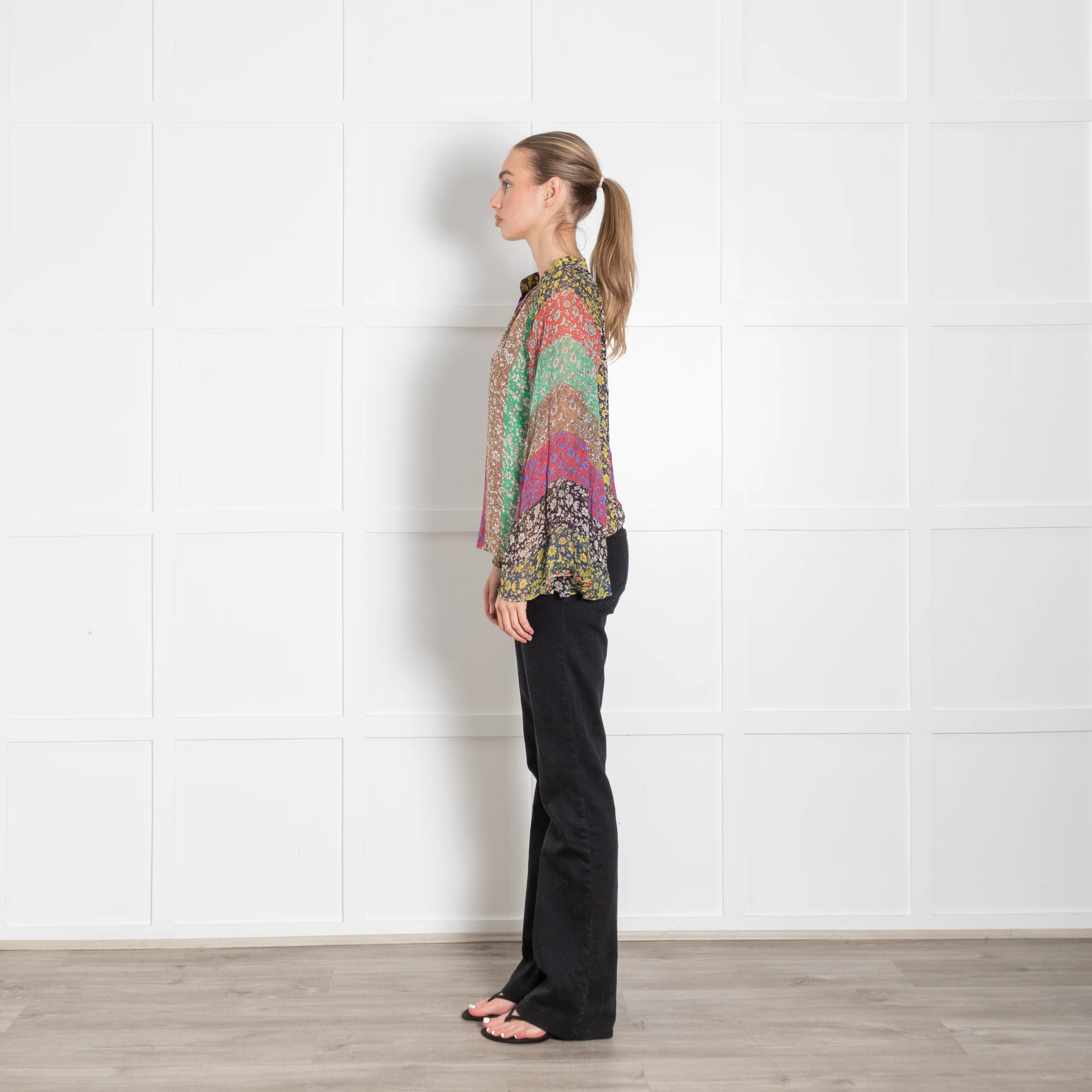 Alice + Olivia Multicolour Floral Bell Sleeve Top - Image 4