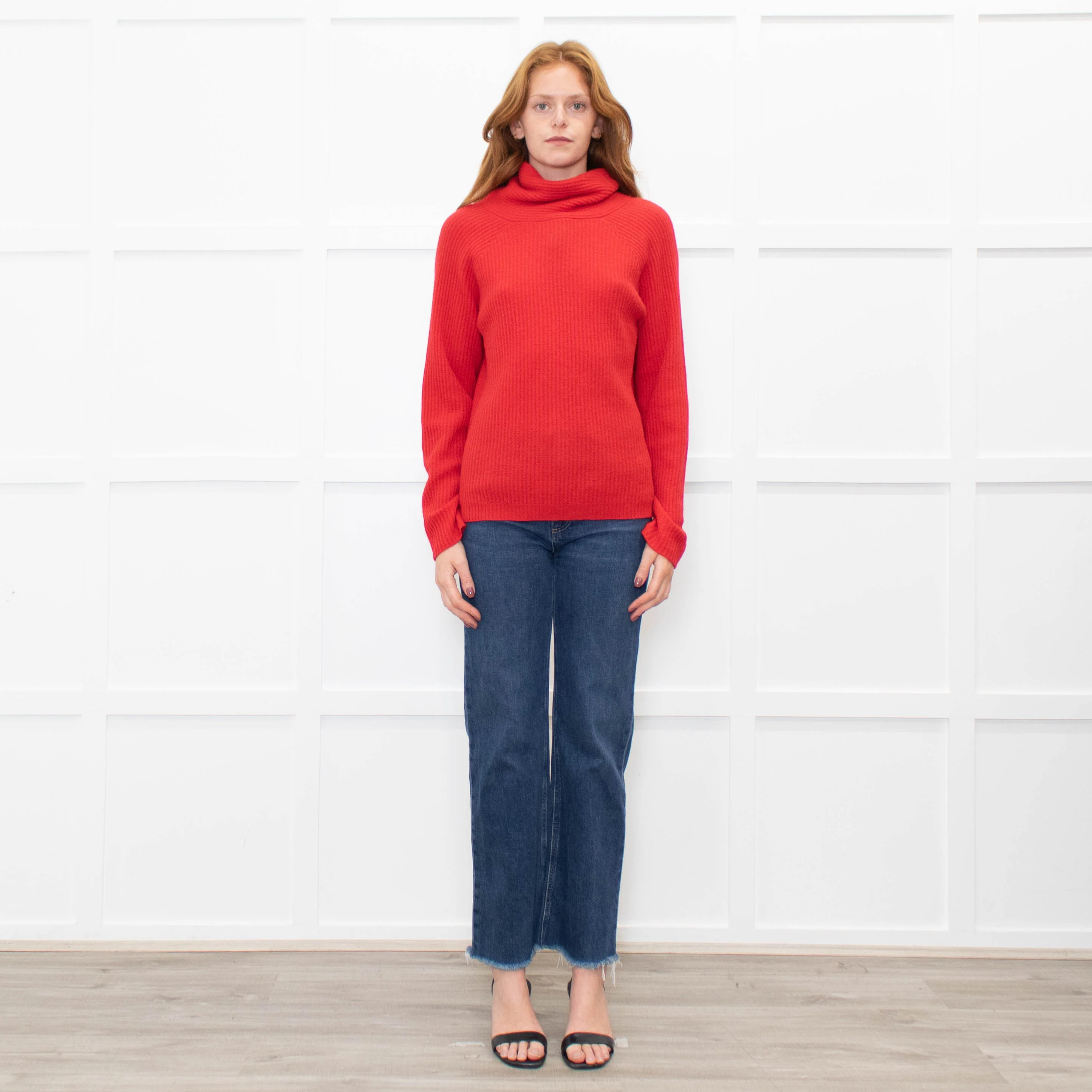 Allude Red Ribbed High Neck Cashmere Sweater