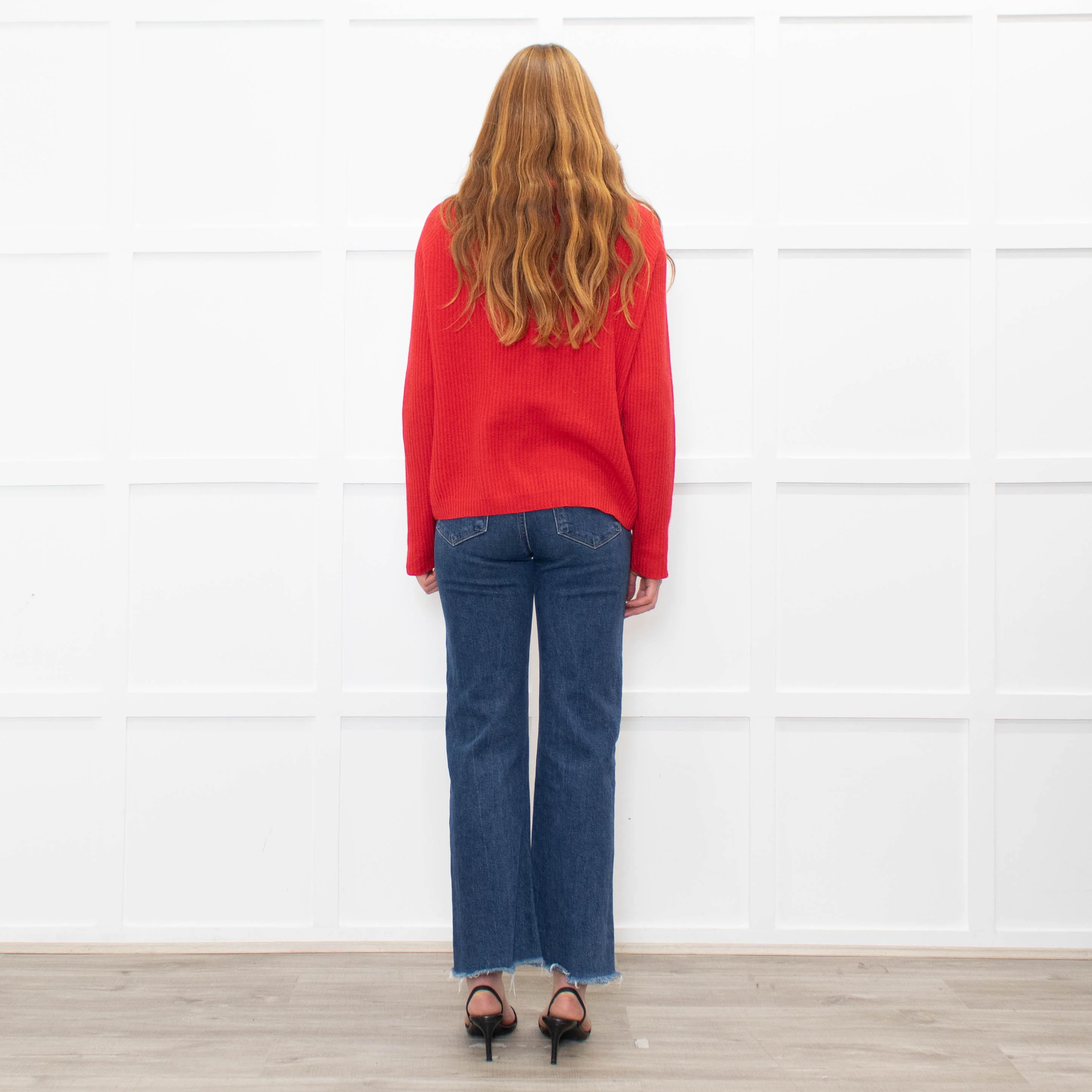 Allude Red Ribbed High Neck Cashmere Sweater - Image 5
