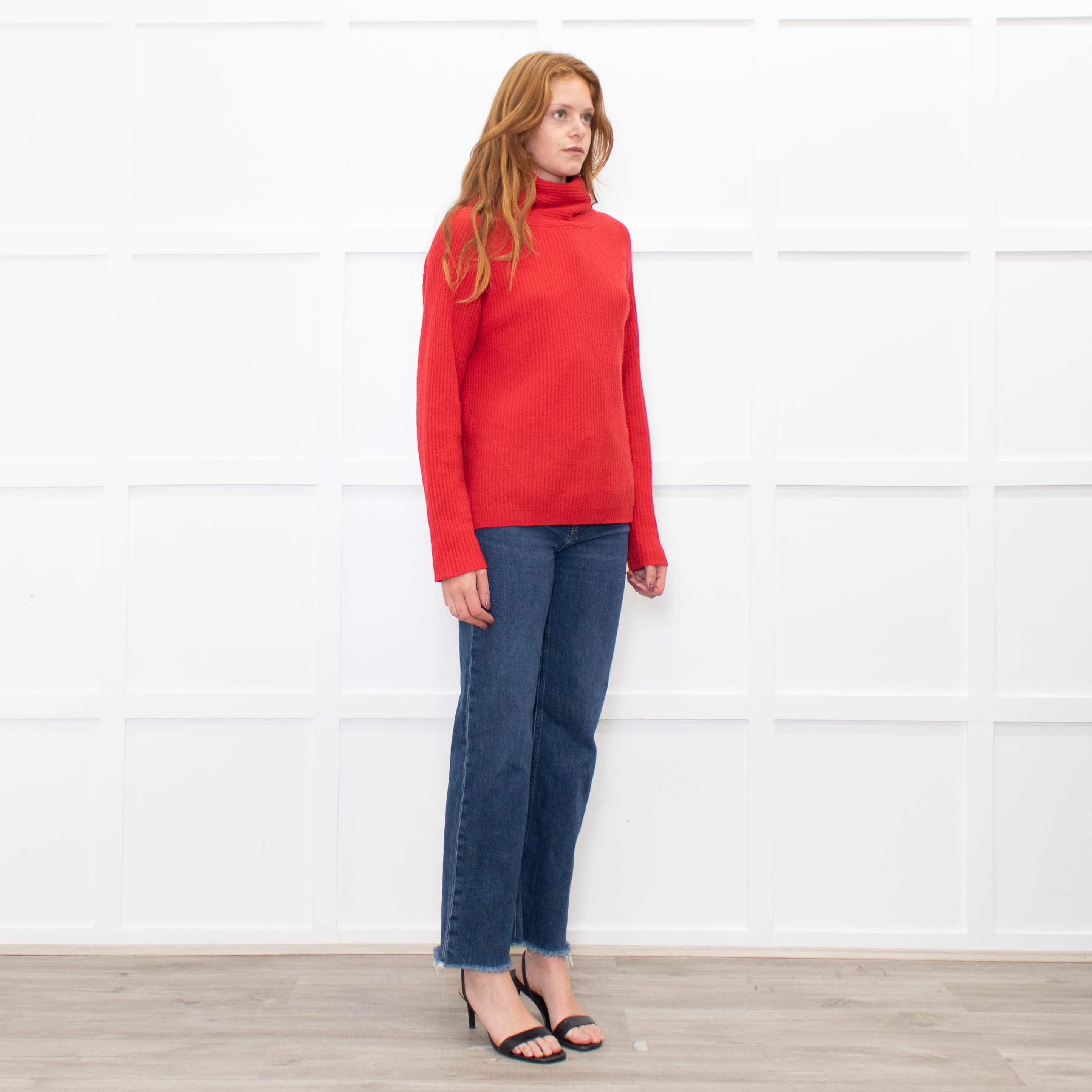 Allude Red Ribbed High Neck Cashmere Sweater - Image 7