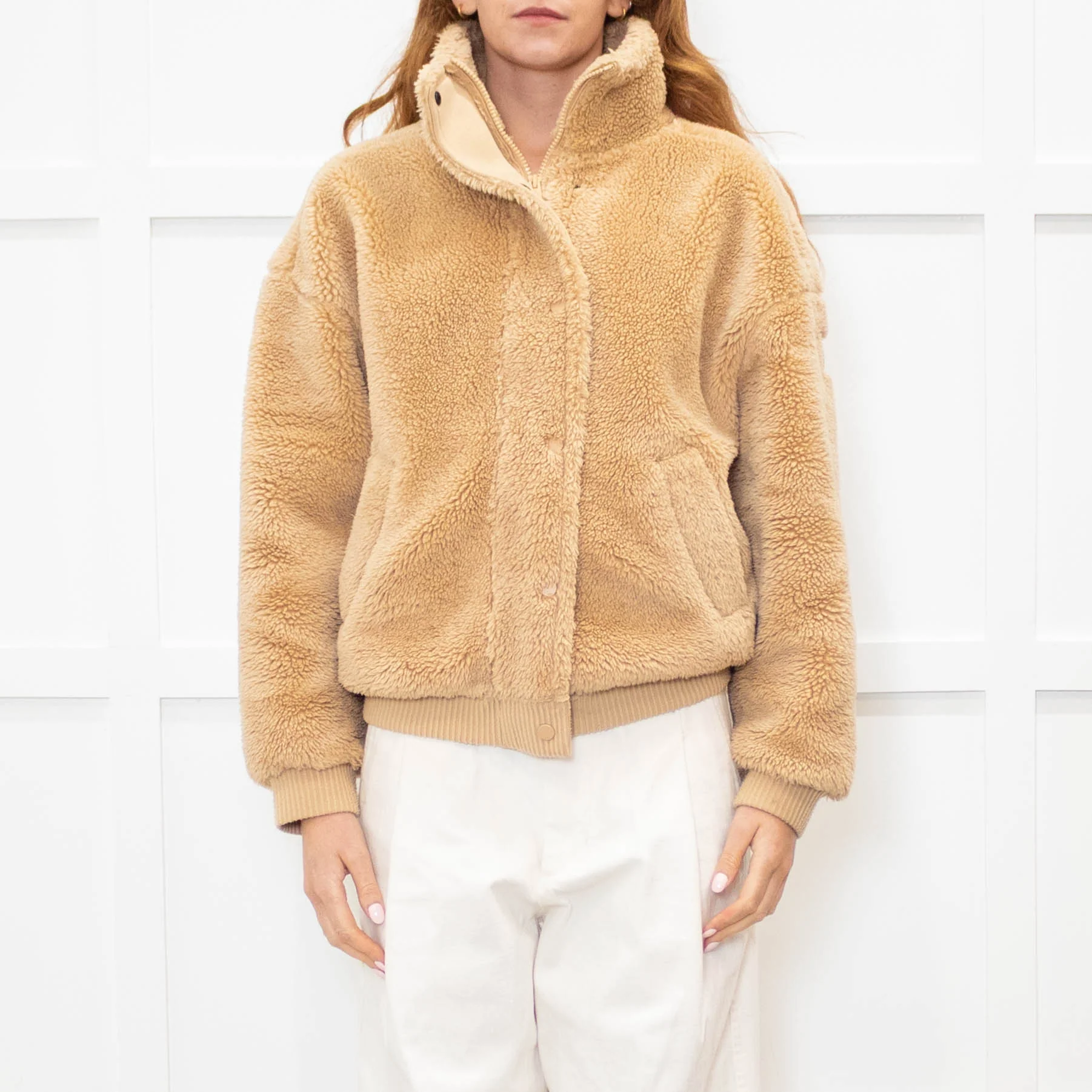 ALO Yoga Beige Sherpa Jacket - Image 2