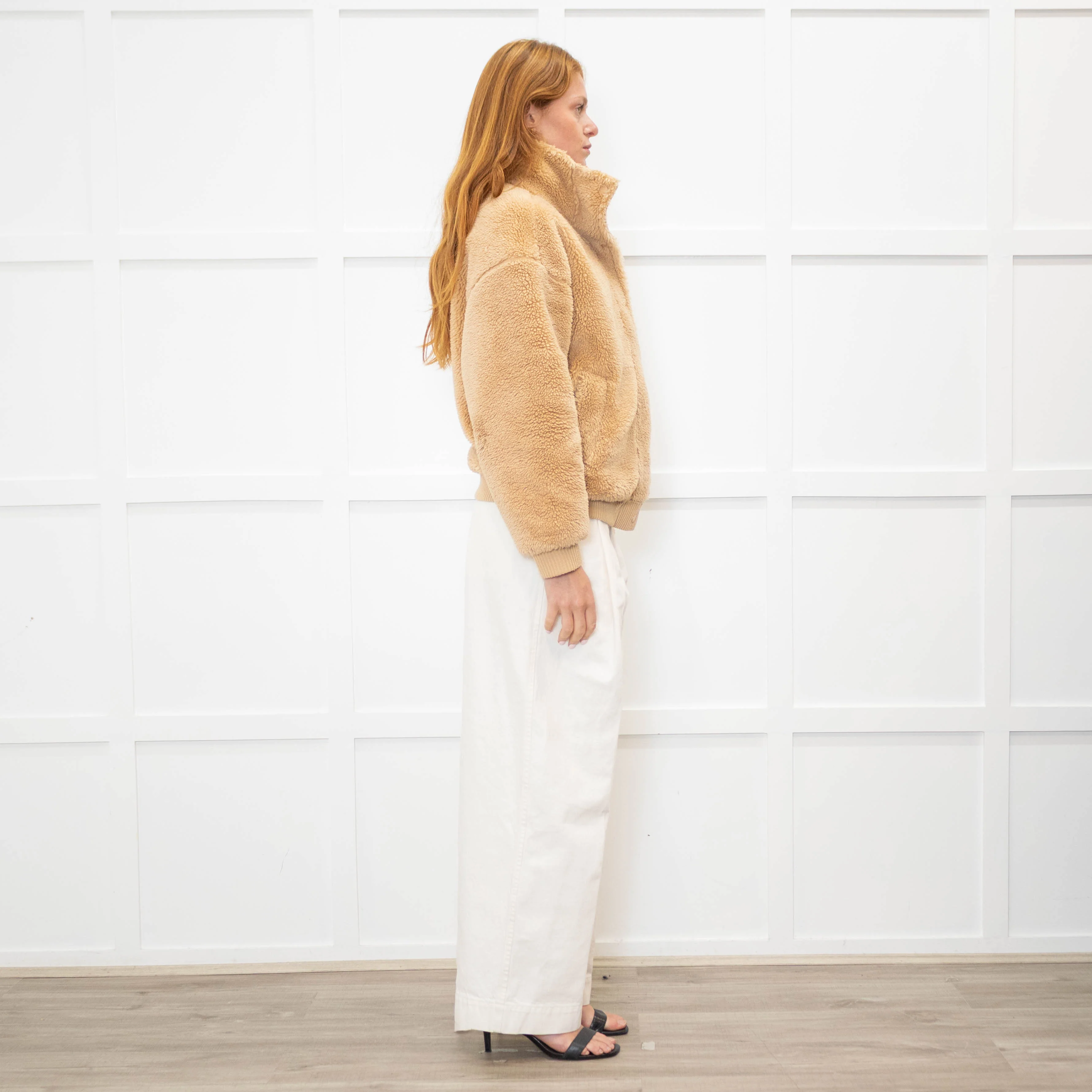 ALO Yoga Beige Sherpa Jacket - Image 6