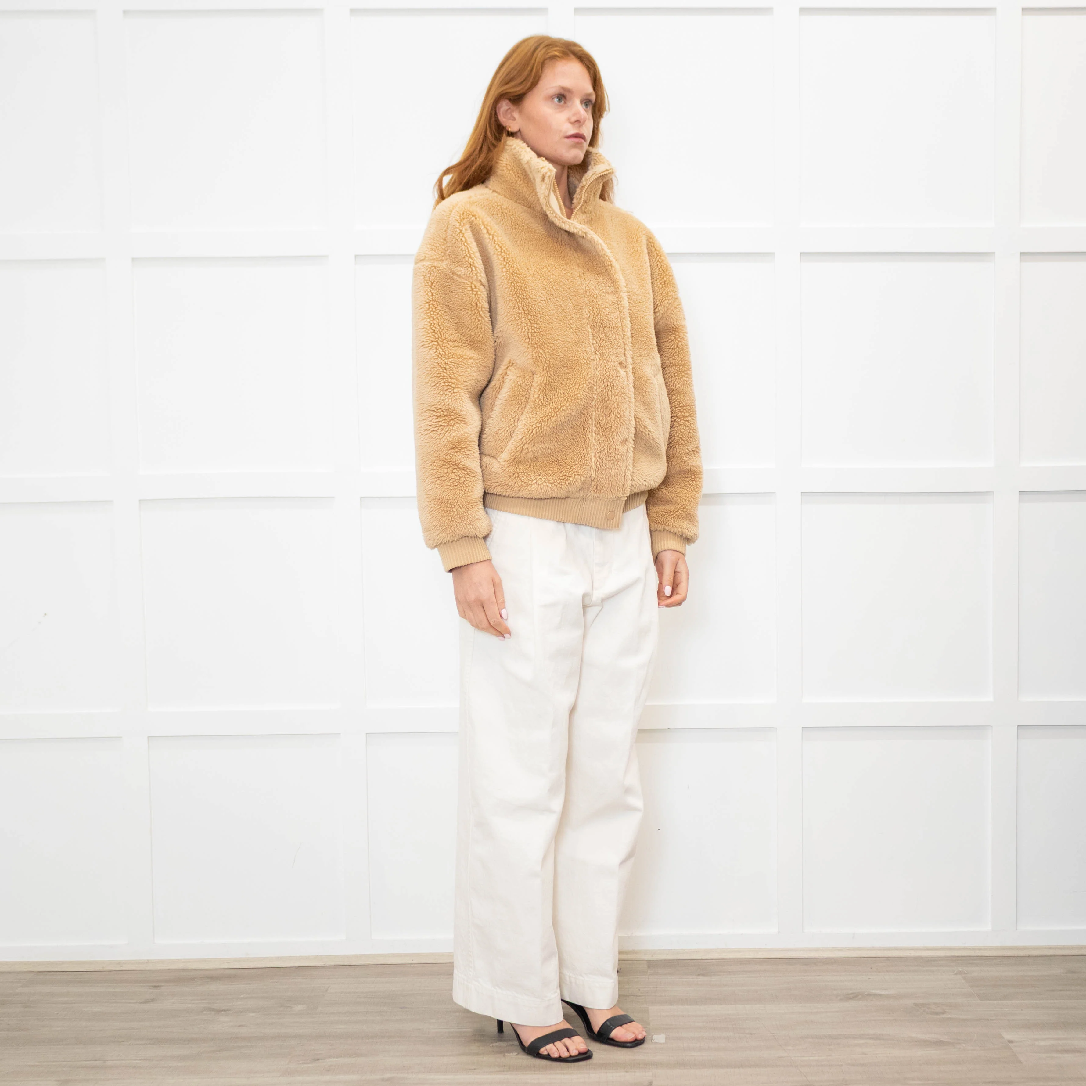 ALO Yoga Beige Sherpa Jacket - Image 7