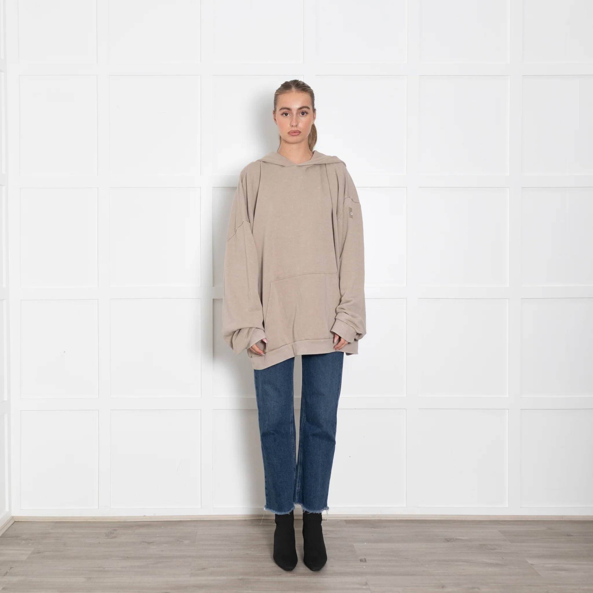 Alo yoga Chill Vintage Wash Taupe Hoodie