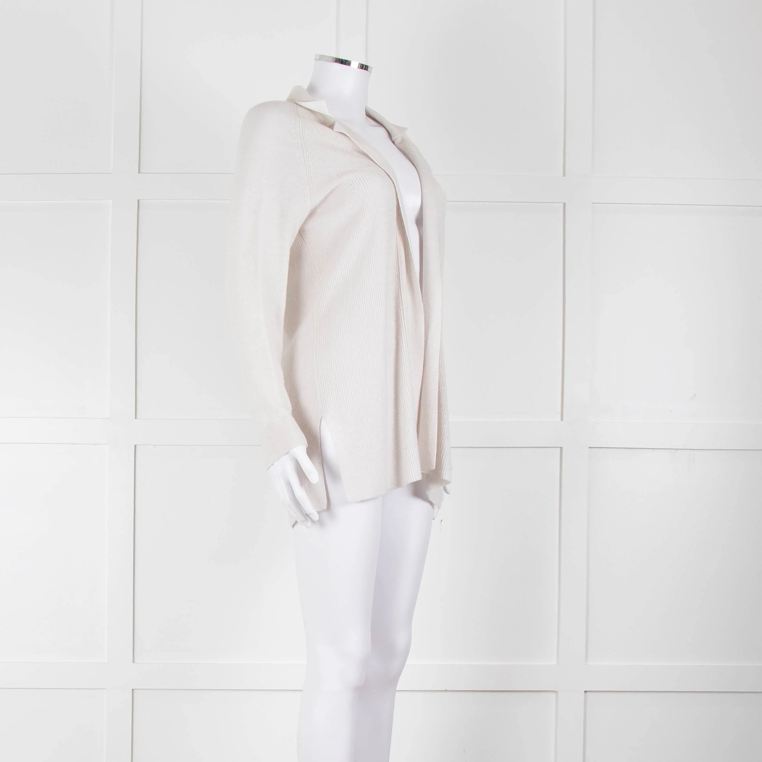 Amina Rubinacci Light Grey Cashmere Blend Edge To Edge Cardigan - Image 2