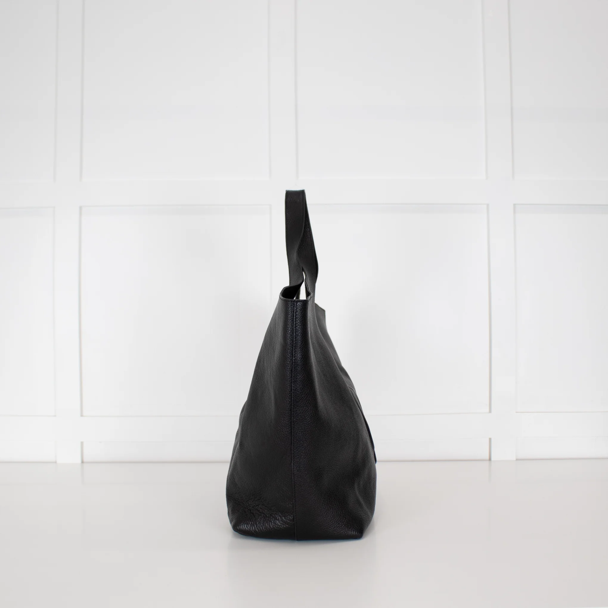 Anine Bing Black Leather Logo Embossed Lili Tote Bag - Image 4