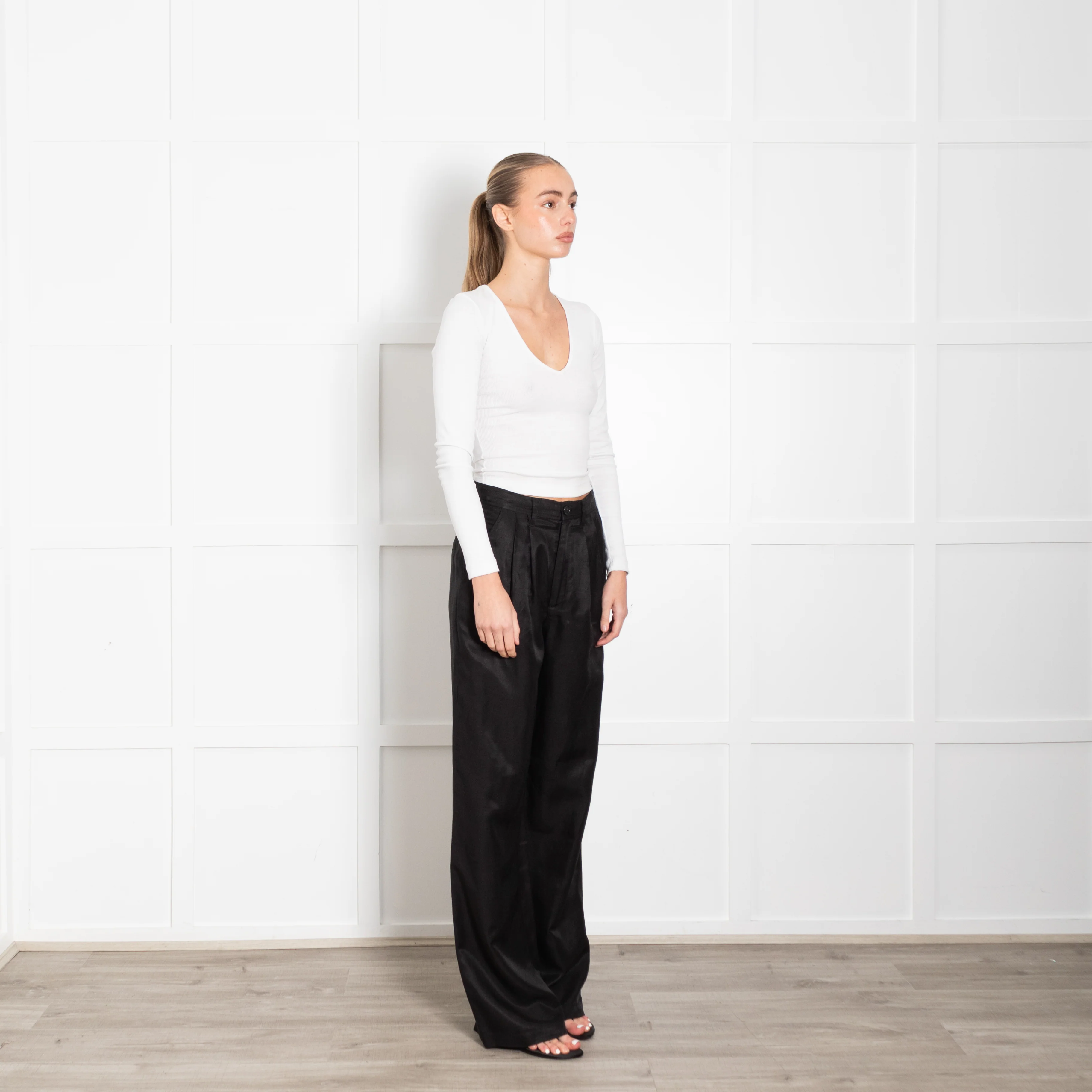 Anine Bing Black Pleat Front Wide Leg Trousers - Image 7