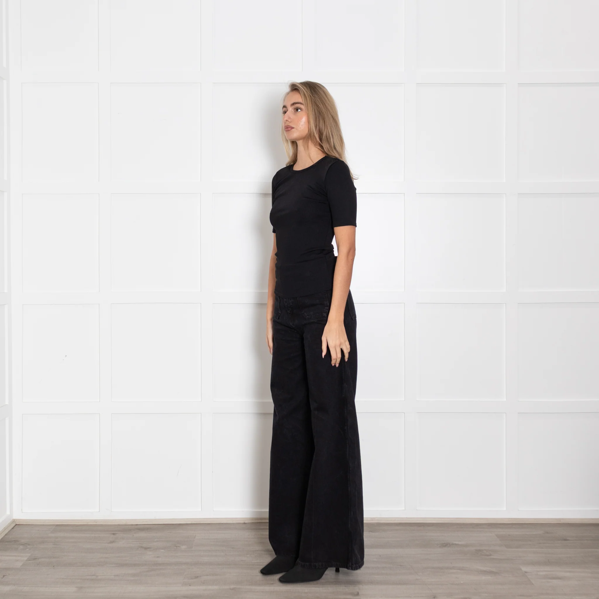 Anine Bing Black Ribbed T Shirt - Image 3