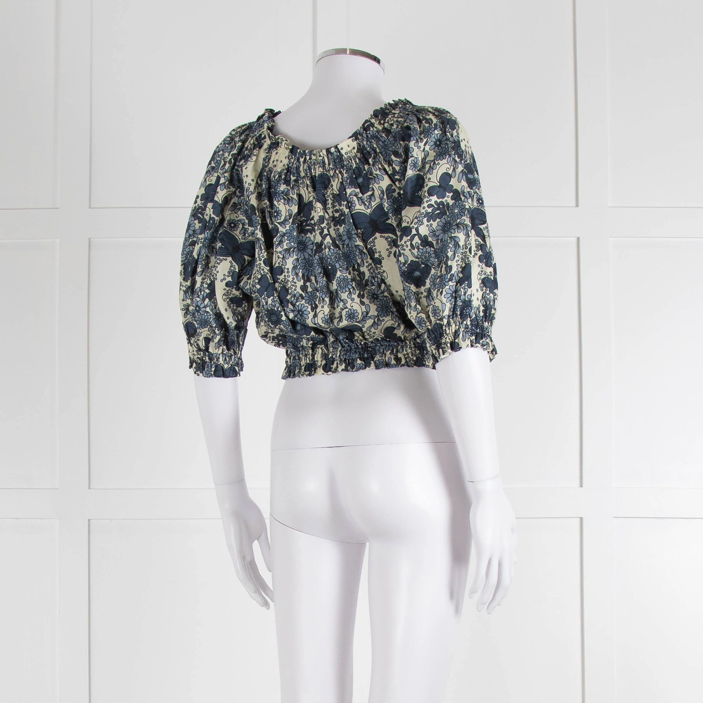 Anna Mason Cream Blue Floral Elasticated Trim Cropped Top - Image 5