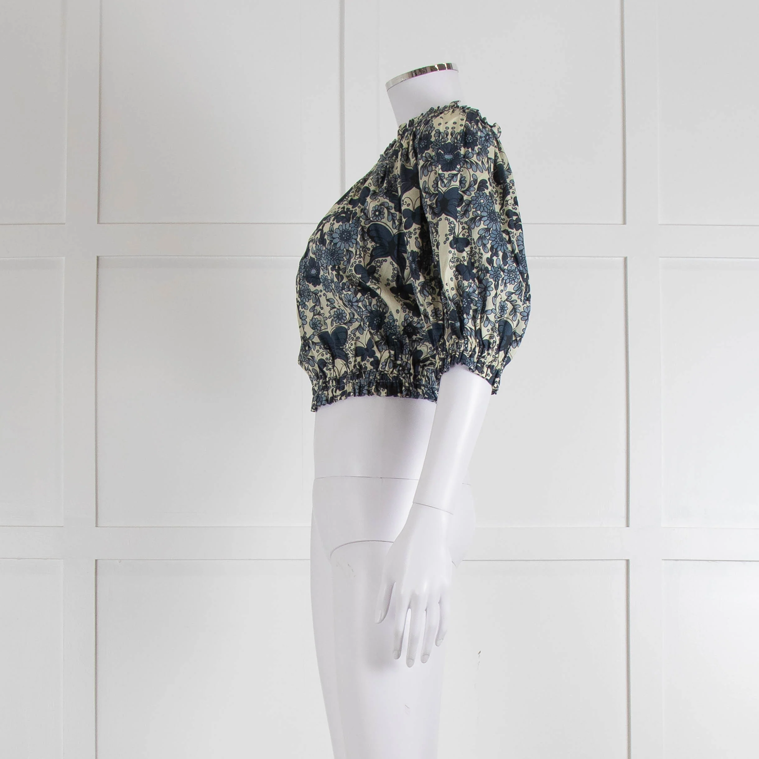 Anna Mason Cream Blue Floral Elasticated Trim Cropped Top - Image 8