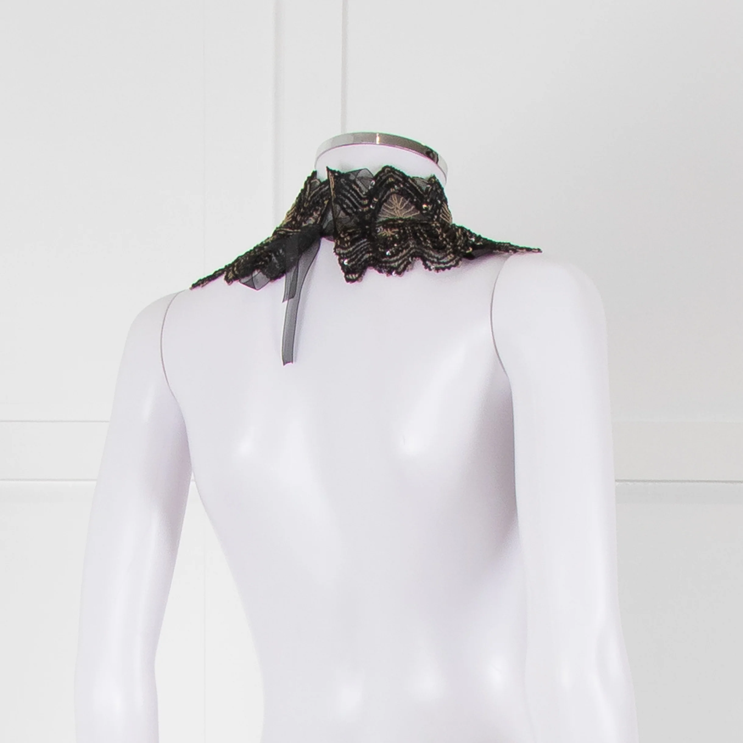 Anne Fontaine Black Embellished Crochet High Collar - Image 4