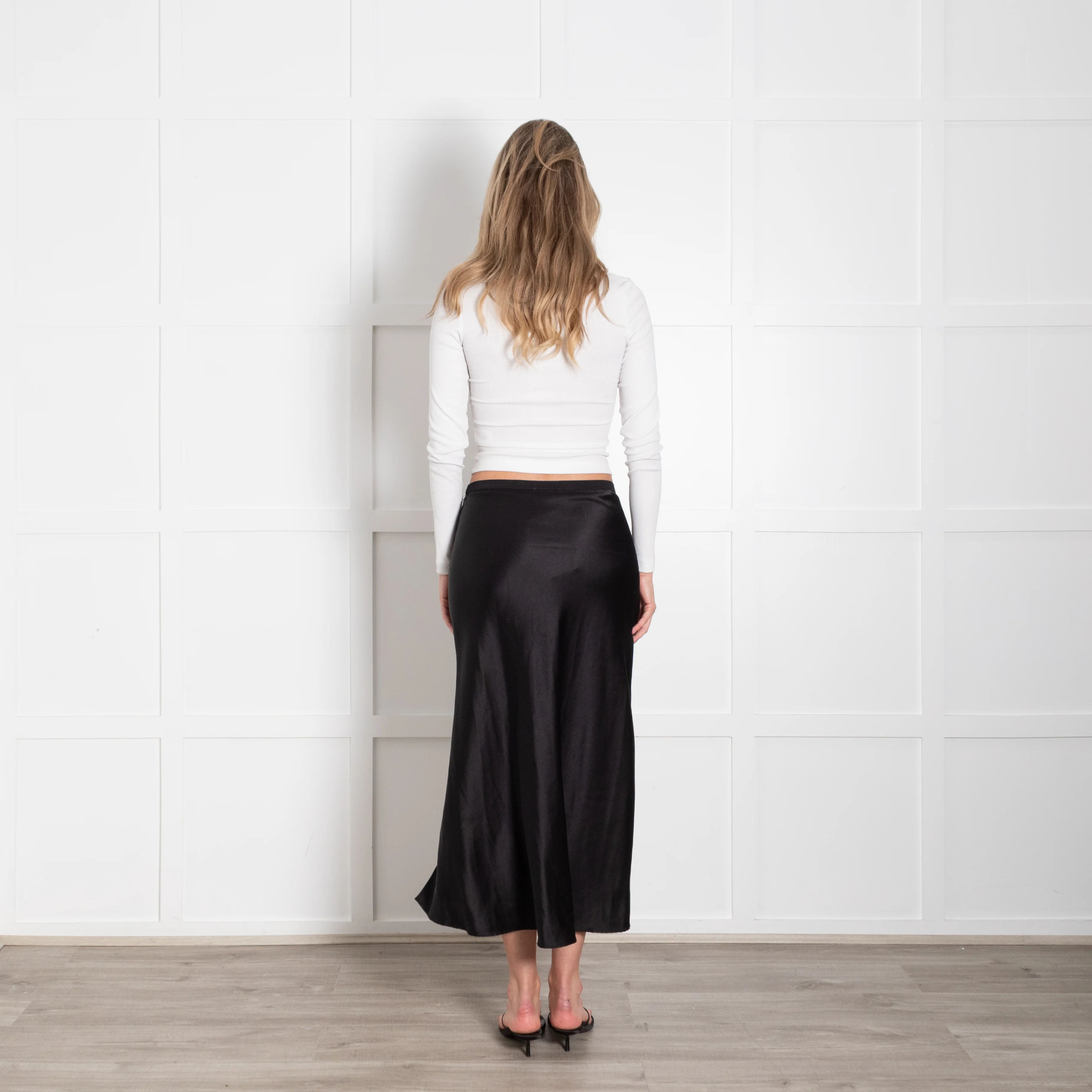 Anine Bing Black Stretchy Split Seam Silk Skirt - Image 5