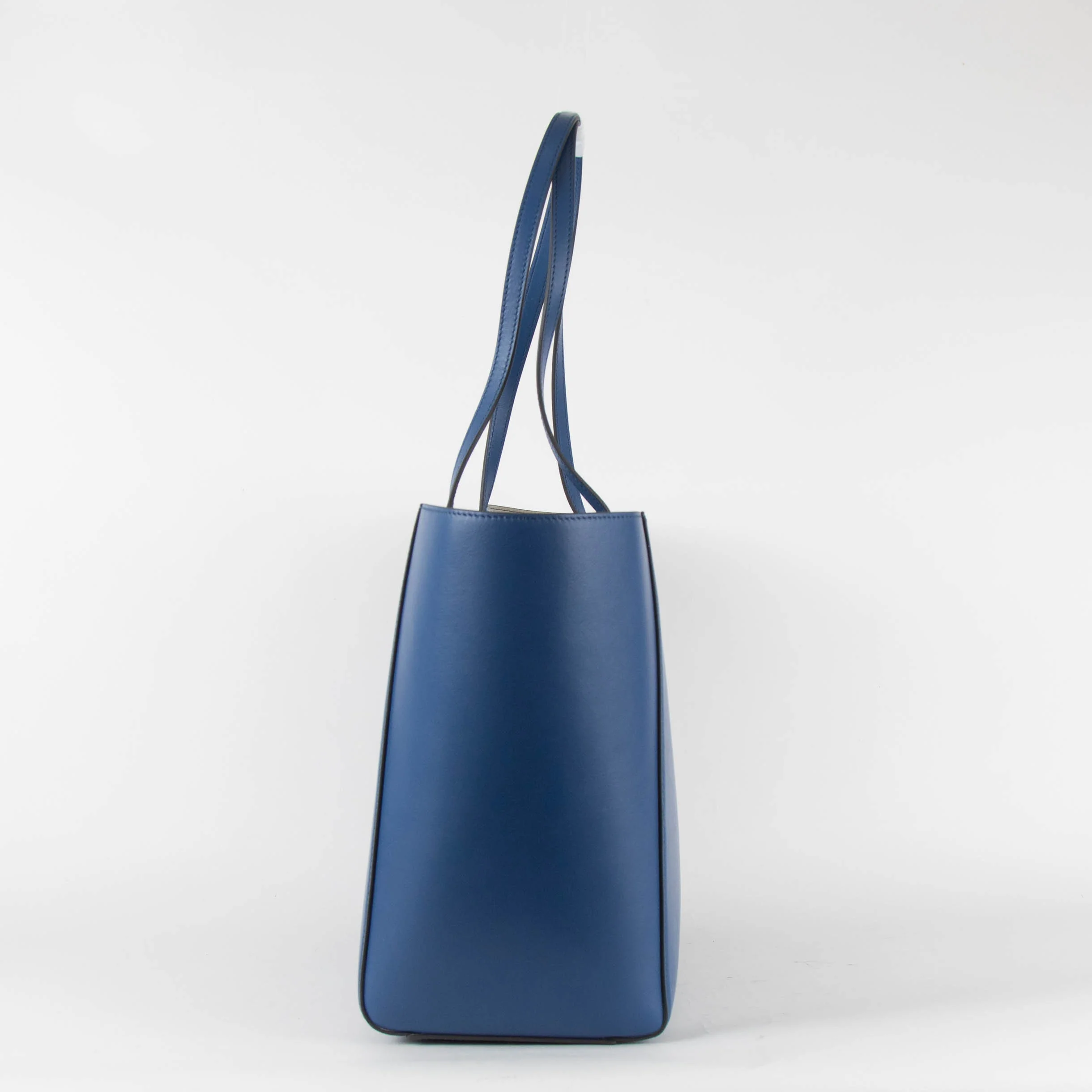 Anya Hindmarch AR Ebury Featherweight Tote in Blueberry - Image 6