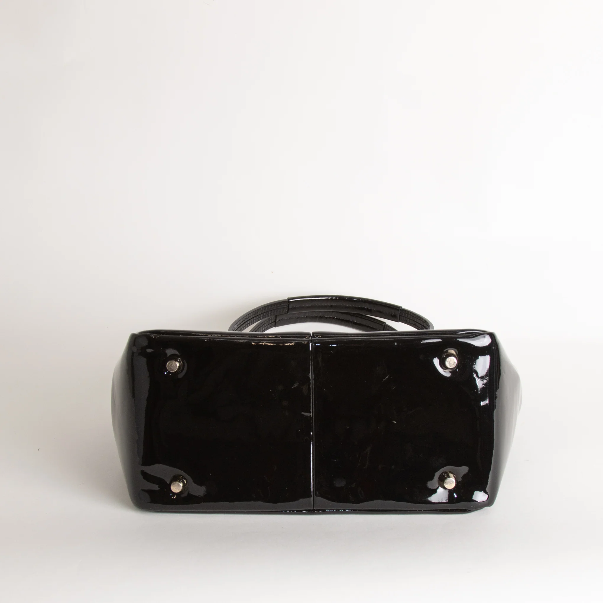 Anya Hindmarch Black Patent Leather Tote Bag - Image 7