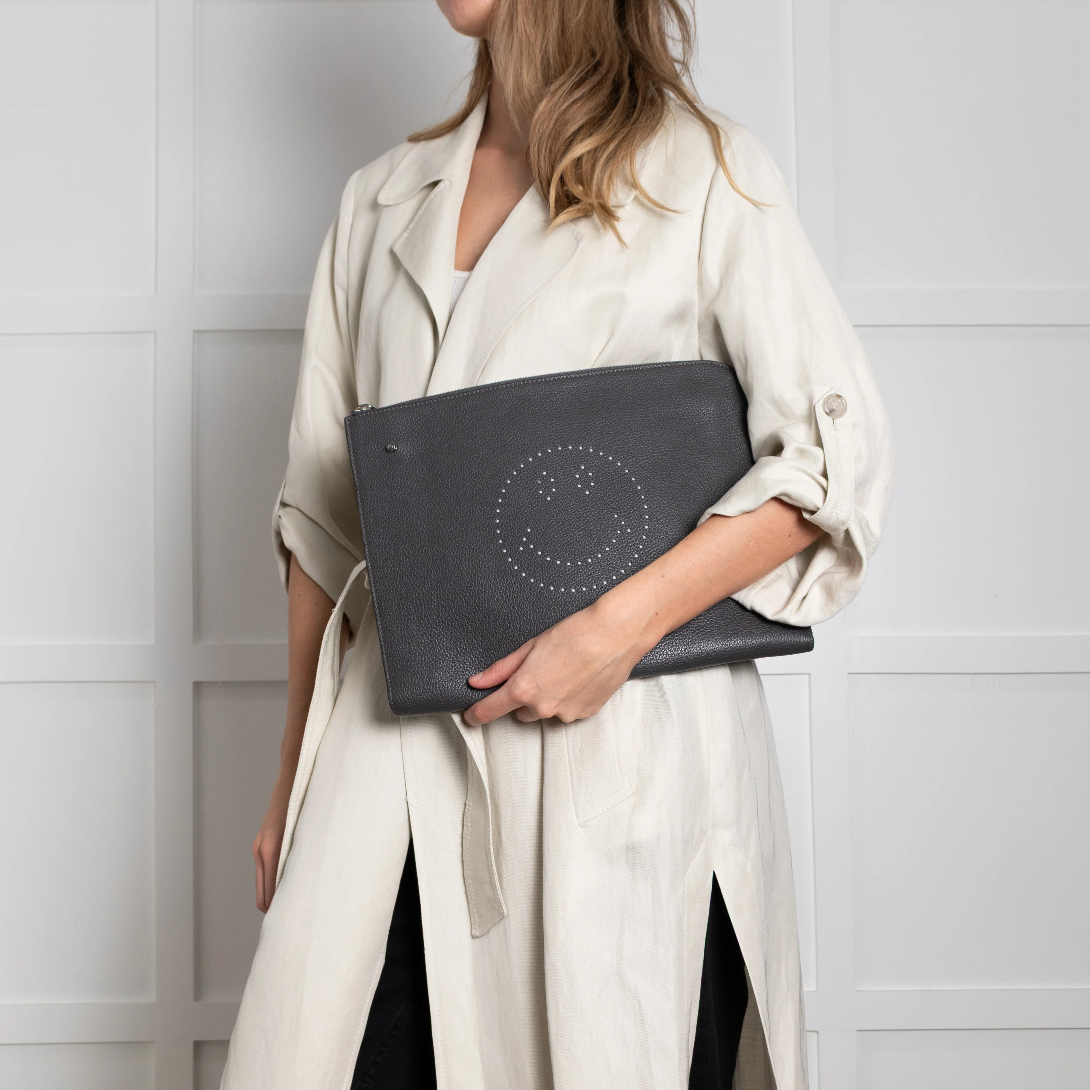 Anya Hindmarch Dark Grey Smiley Face Travel Pouch - Image 4