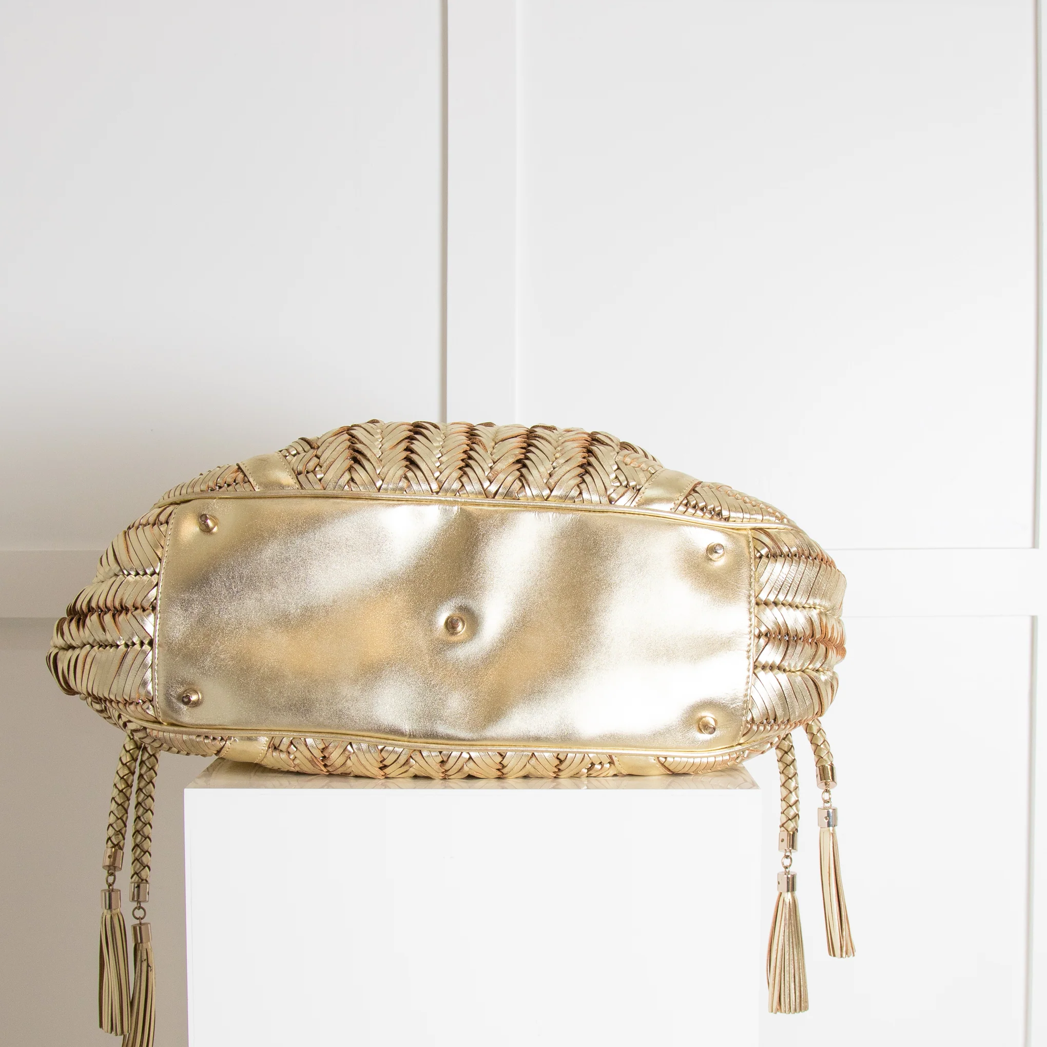 Anya Hindmarch Gold Woven Tassle Bag - Image 5