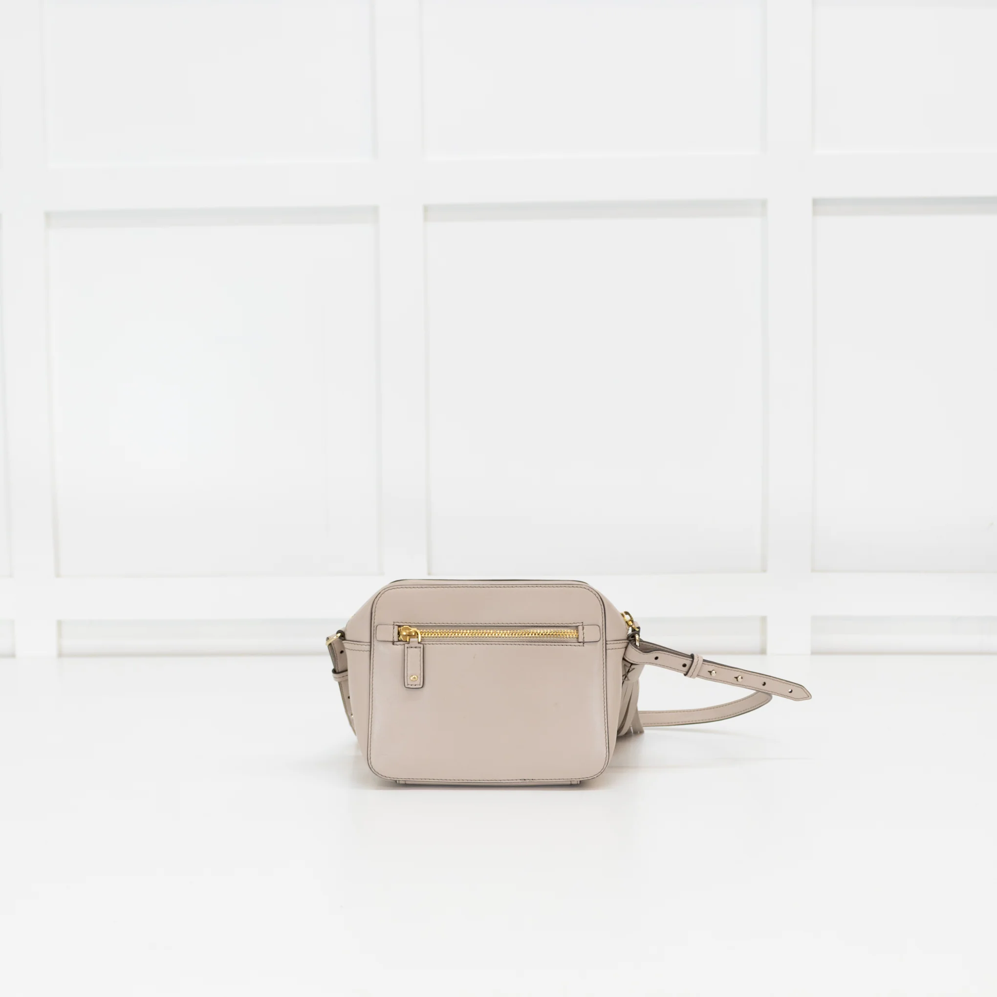 Anya Hndmarch Grey Smiley Face Crossbody Bag - Image 4