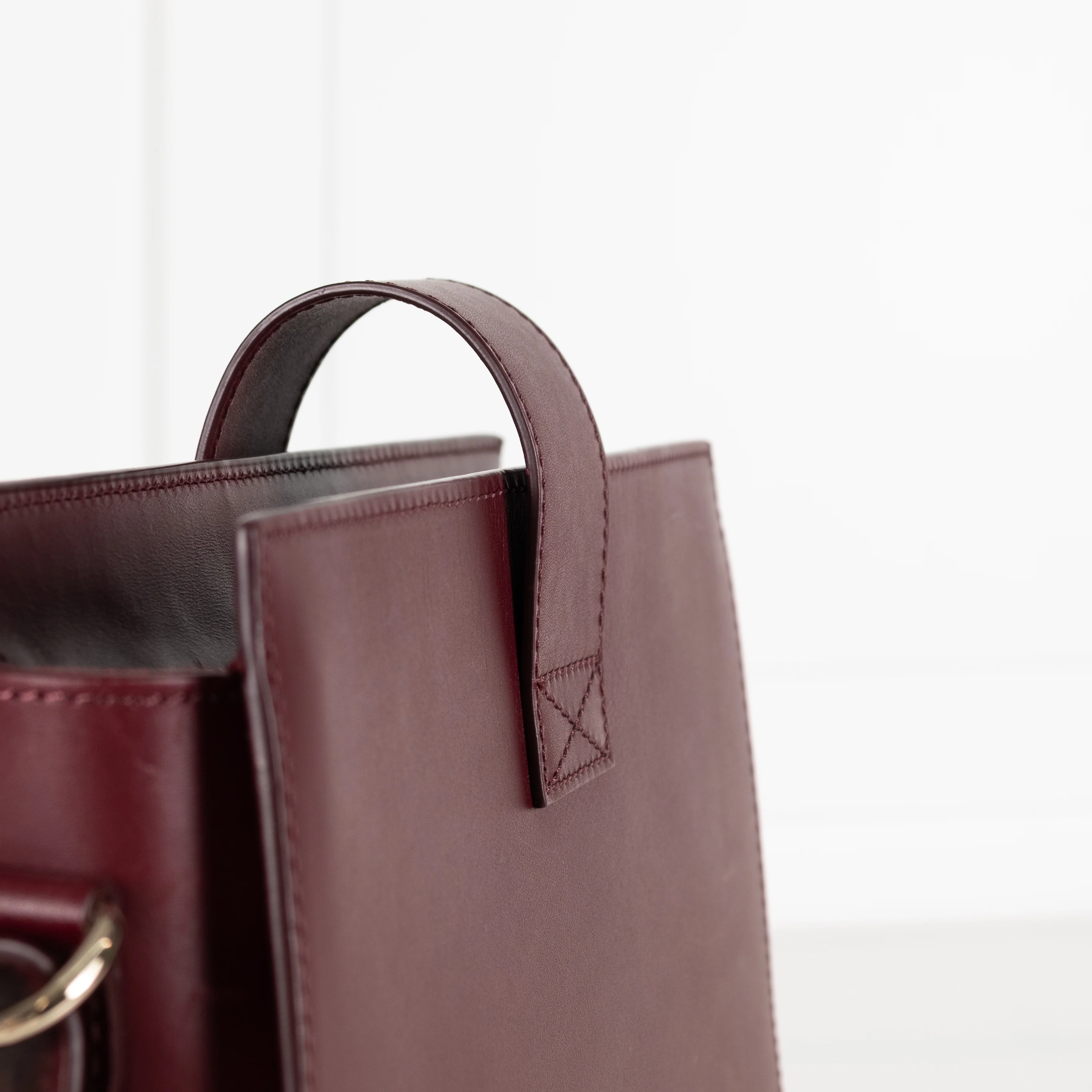 A.P.C Burgundy Albane Leather Shoulder Bag - Image 13