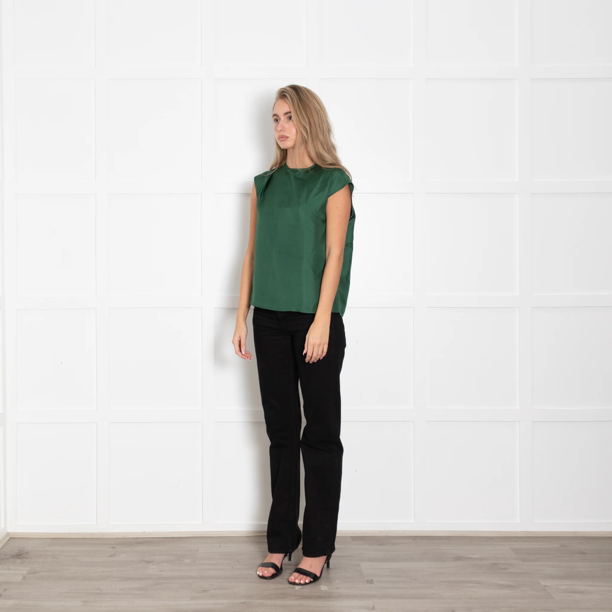 Asceno Green Silk Sleeveless Top - Image 3