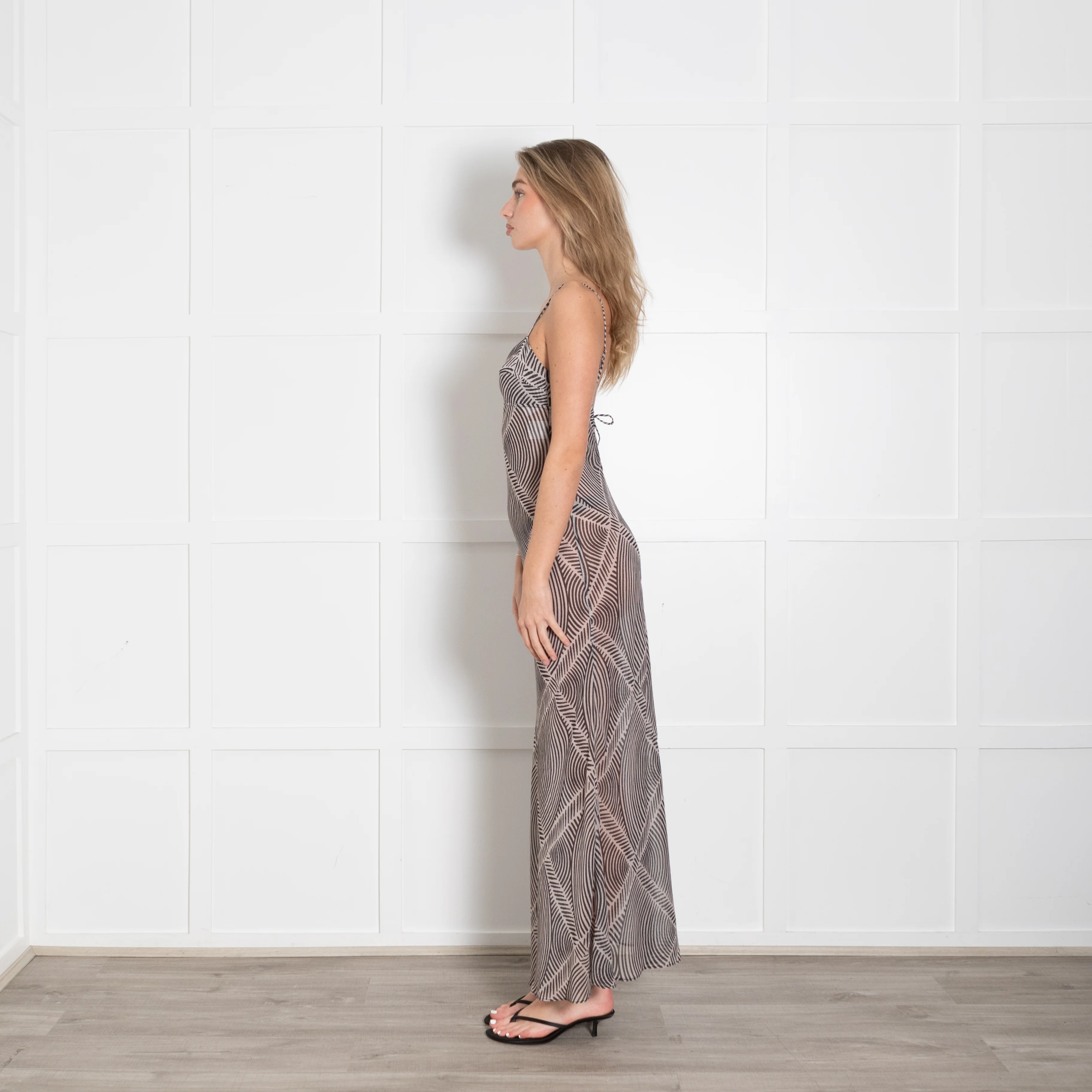 Away That Day Black & Grey Maxi Strappy Dress - Image 4