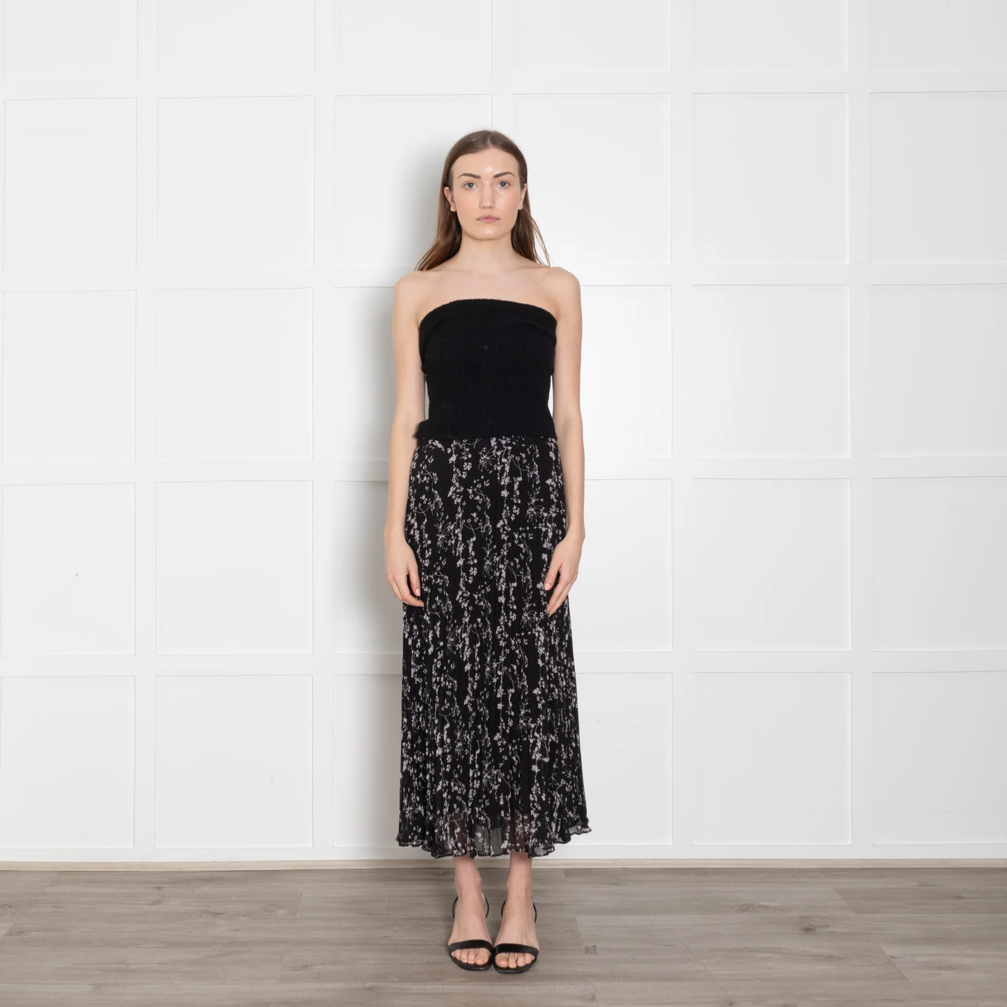 Ba & Sh  Black White Floral Pleated Midi Skirt - Image 3