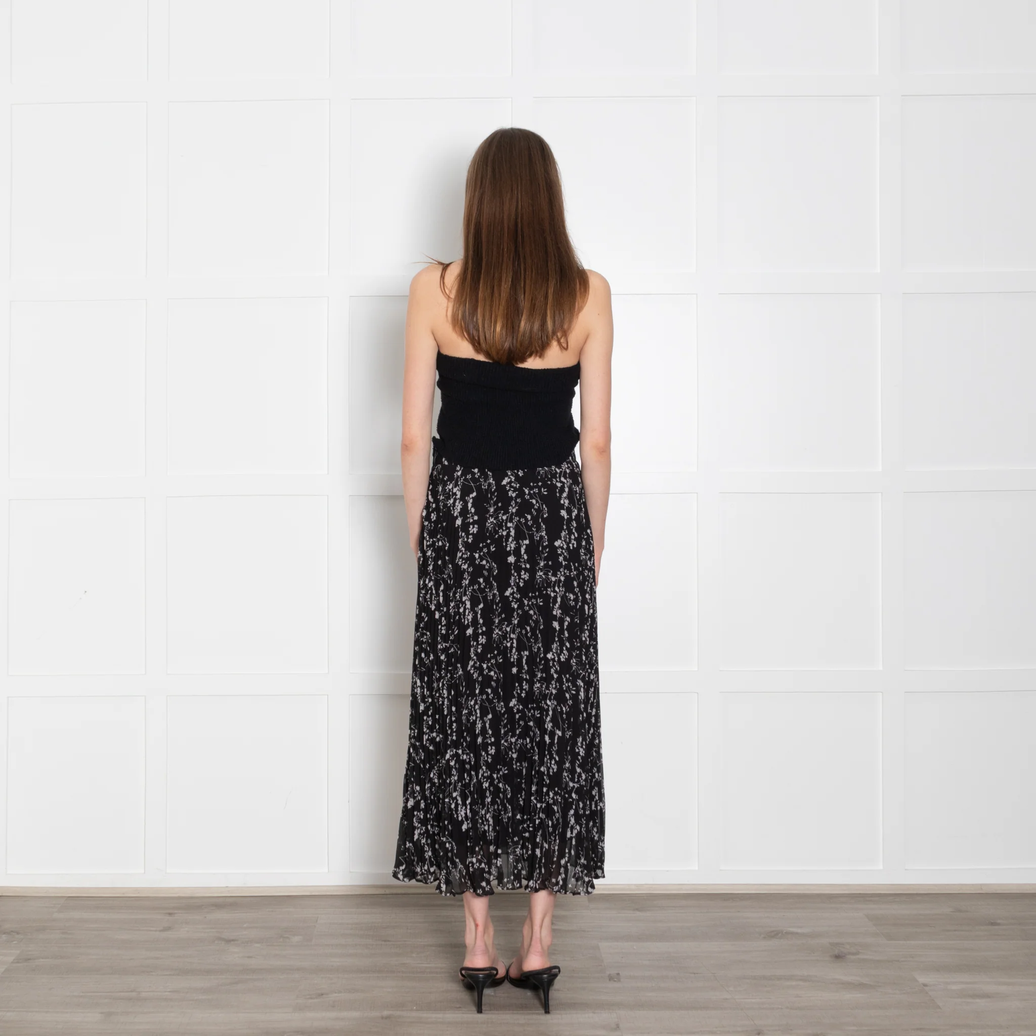 Ba & Sh  Black White Floral Pleated Midi Skirt - Image 8
