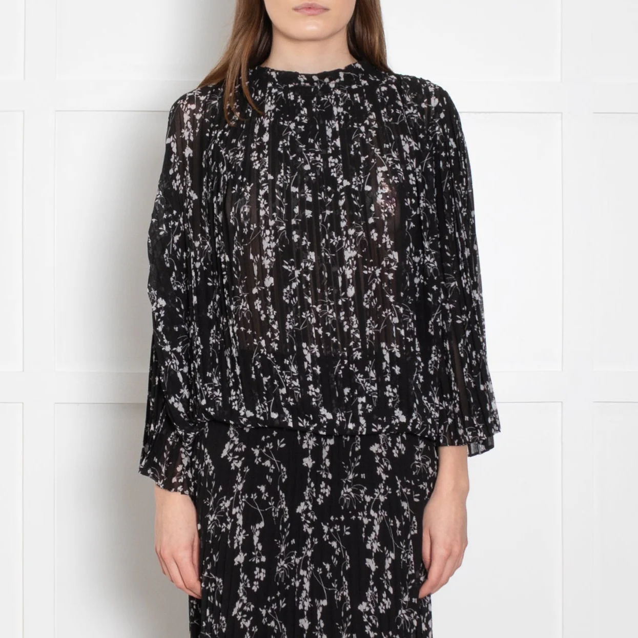 Ba & Sh Black White Floral Sheer Pleated Top - Image 2