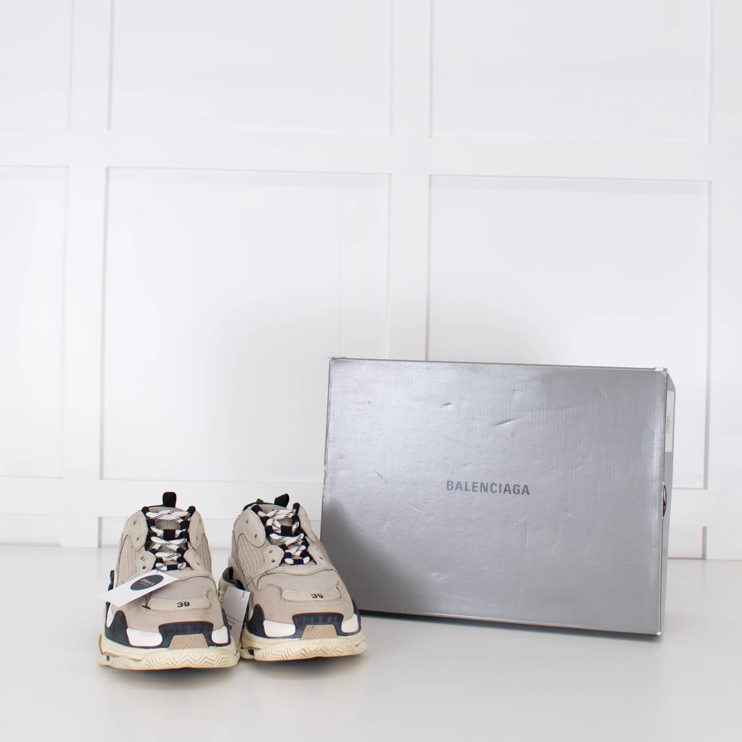 Balenciaga Beige Black Triple S Trainers - Image 3