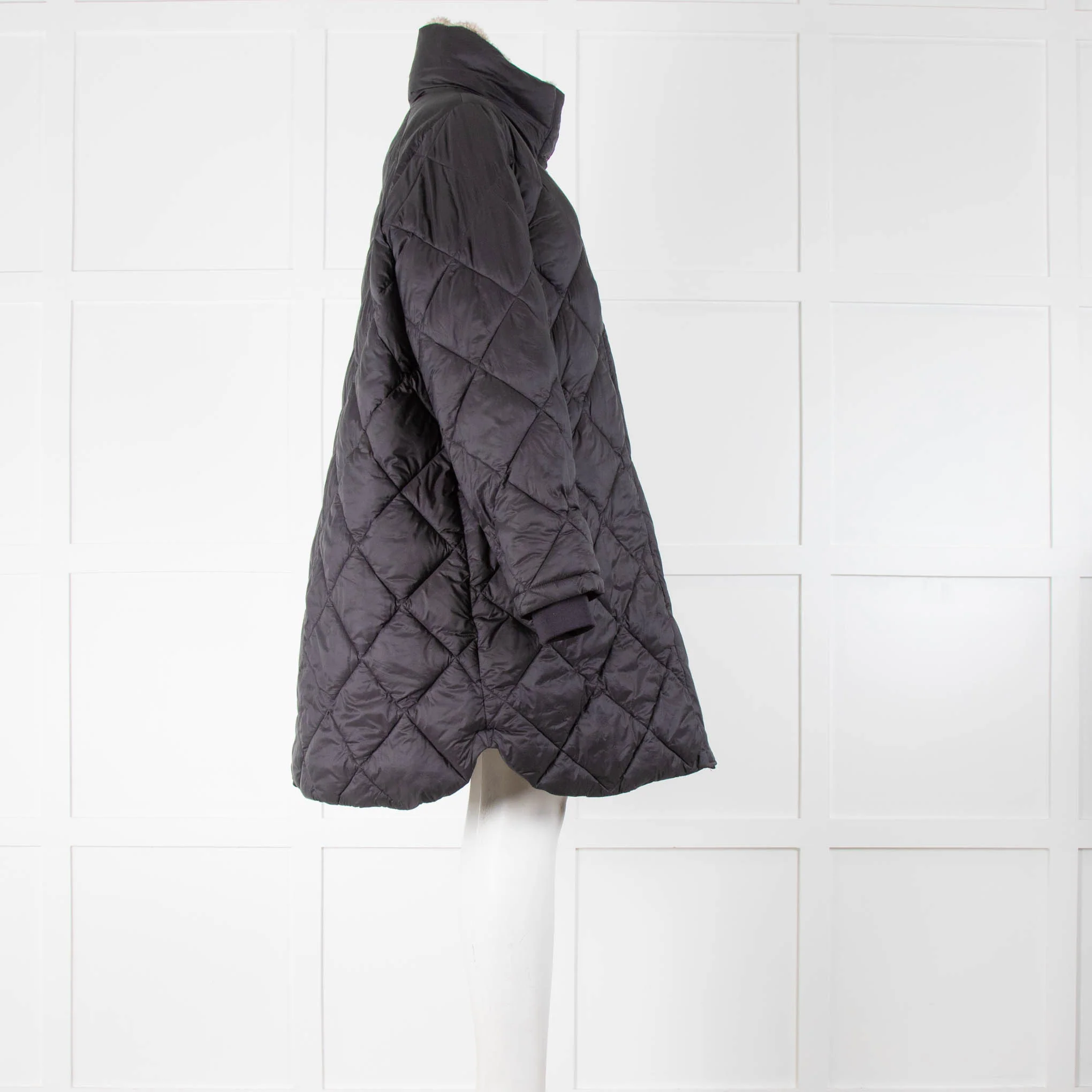 Barbour Black Engineered Quilted Coat With Borg Trim - Image 2