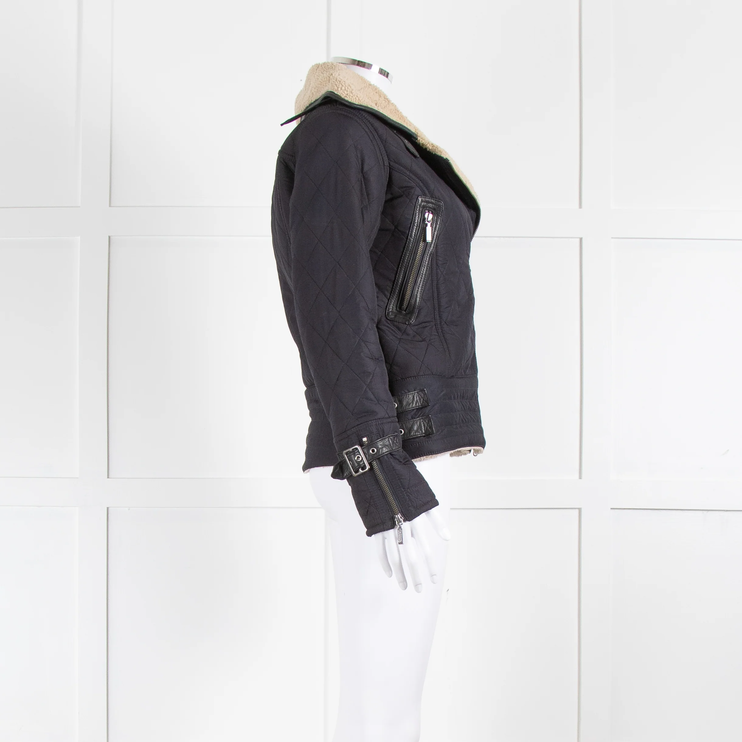 Barbour Black Quilted Short Jacket - Image 3