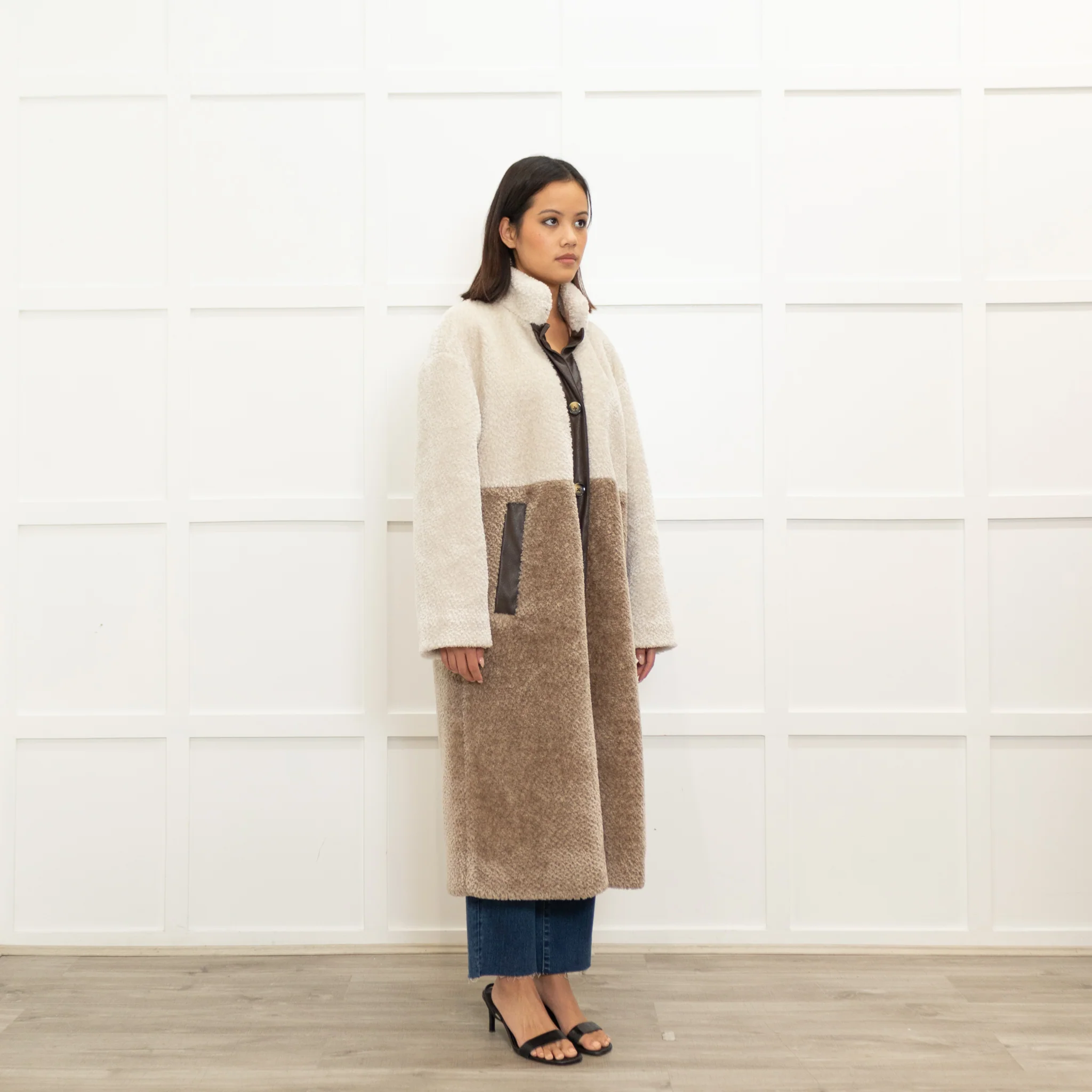 Baum und Pferdgarten Silver Birch Mix Two Tone Faux Fur Coat - Image 3