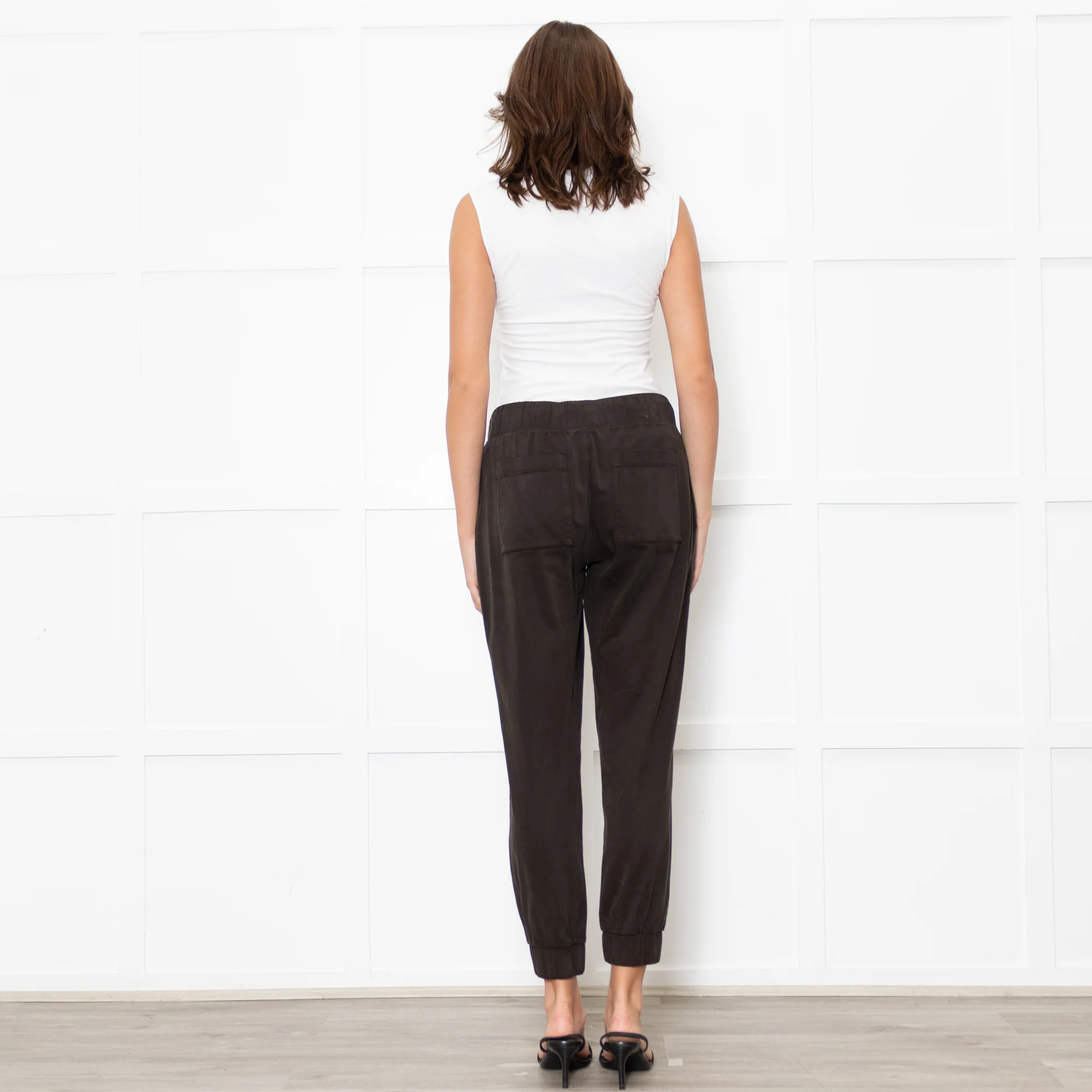 Bella Dahl Brown Drawstring Cargo Trouser - Image 5