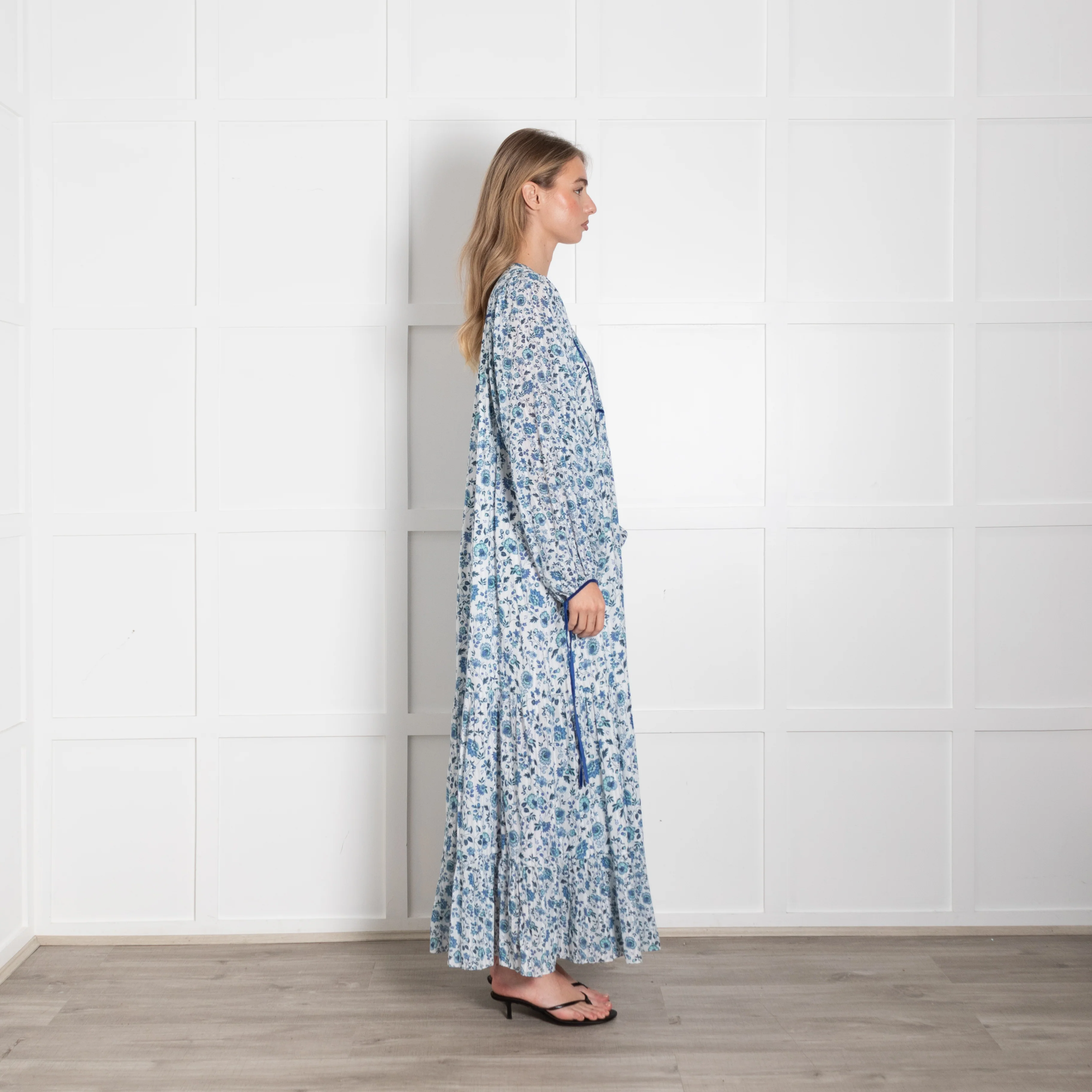 Beulah London Blue Floral Voluminous Sleeve Maxi Dress - Image 6