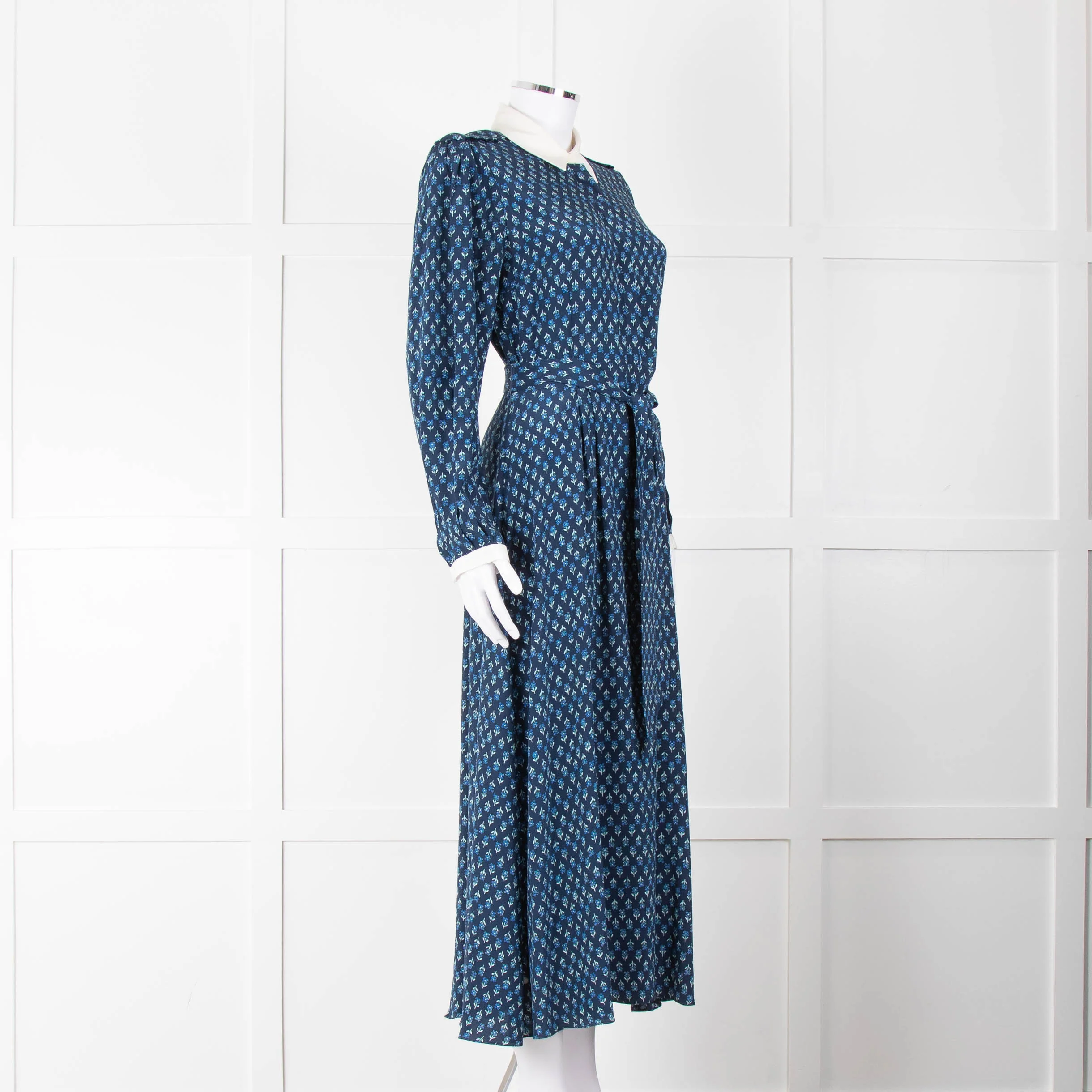 Beulah Navy Blue Floral Cream Collar Trim Maxi Dress - Image 2