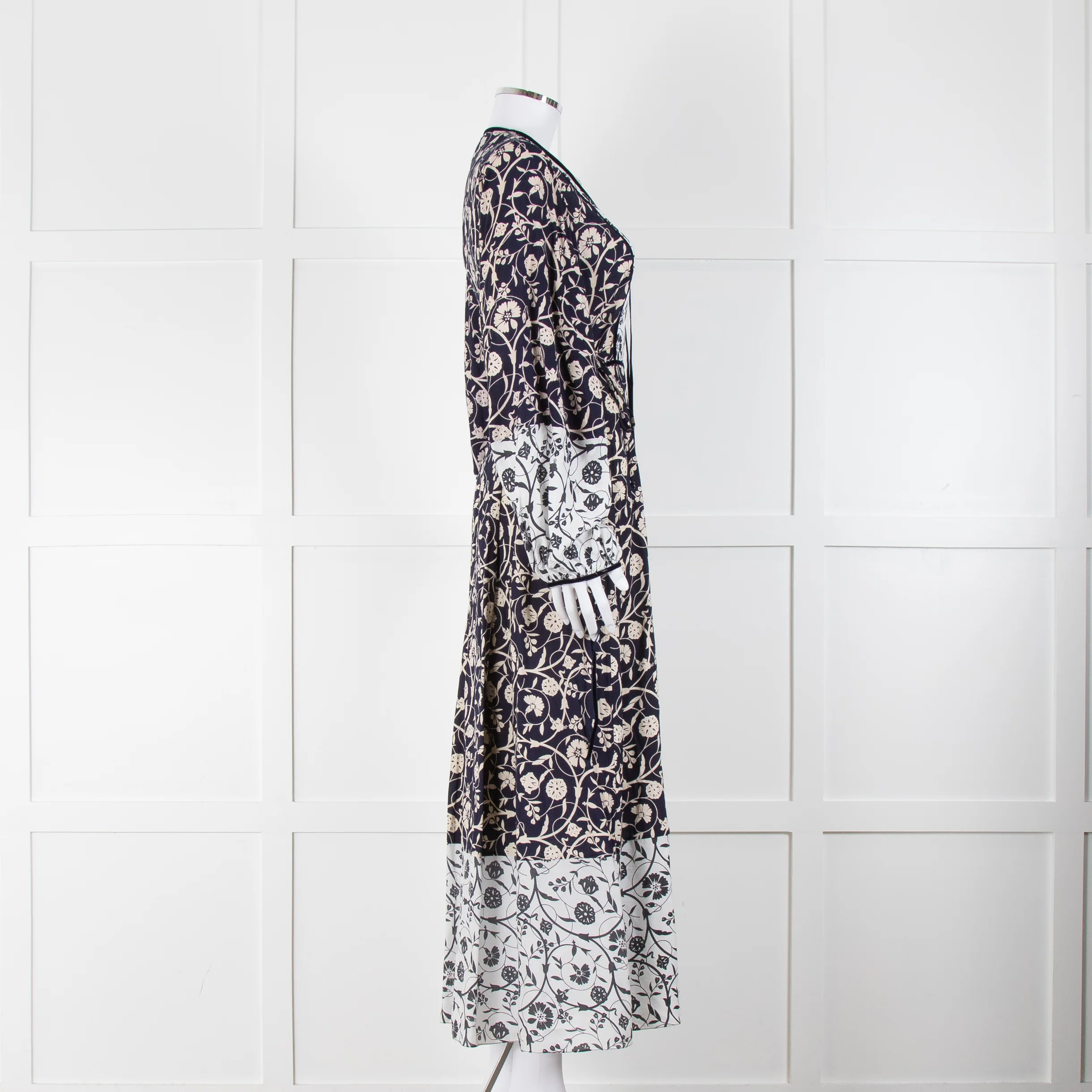 Beulah London Navy White Floral Neck Tie Long Dress - Image 3