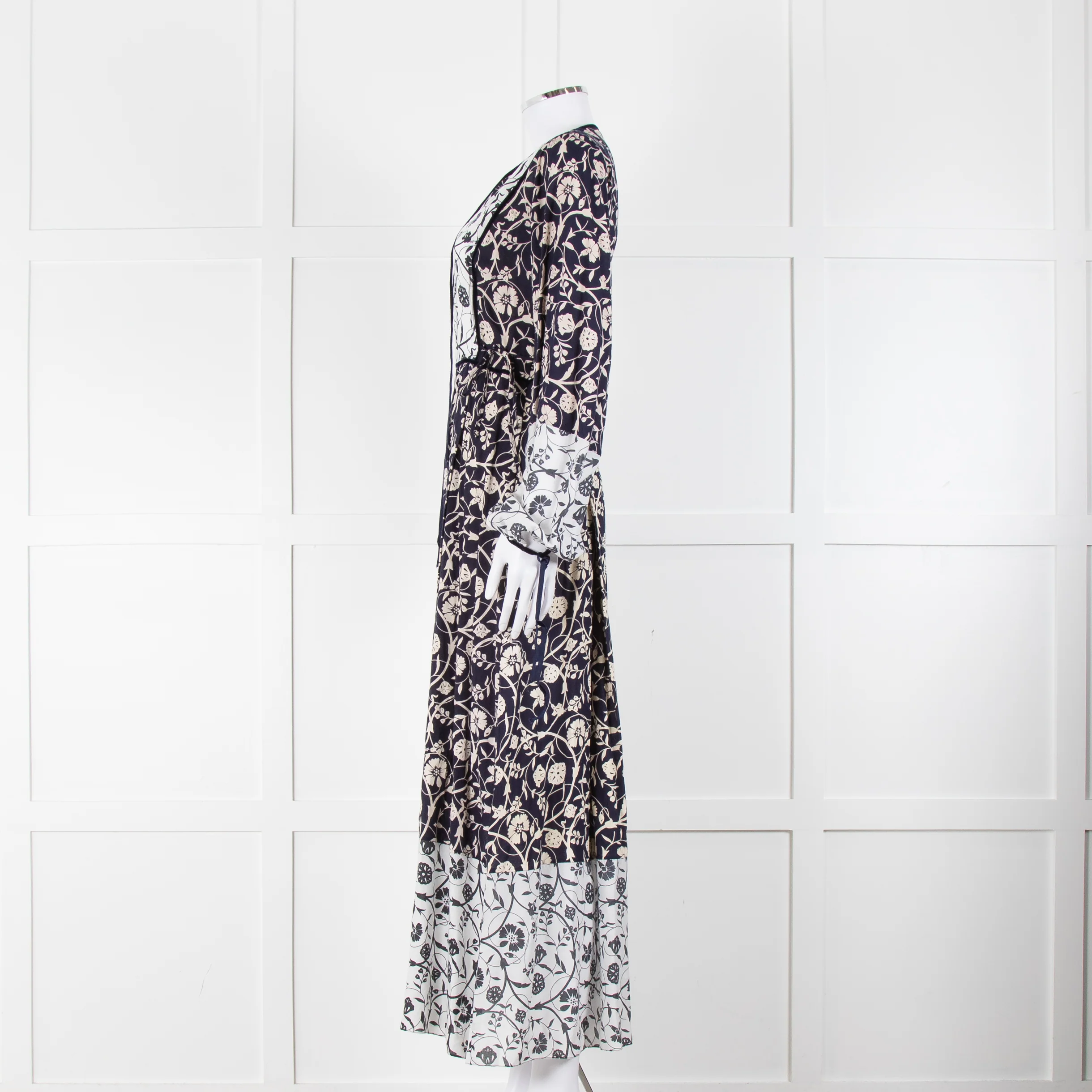 Beulah London Navy White Floral Neck Tie Long Dress - Image 7