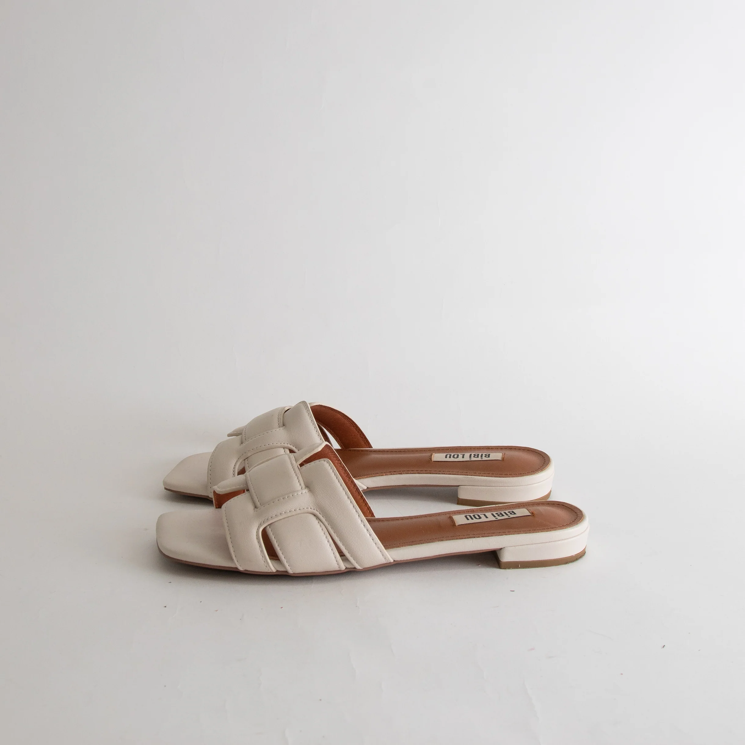 Bibi Lou Cream Flat Sandal - Image 3